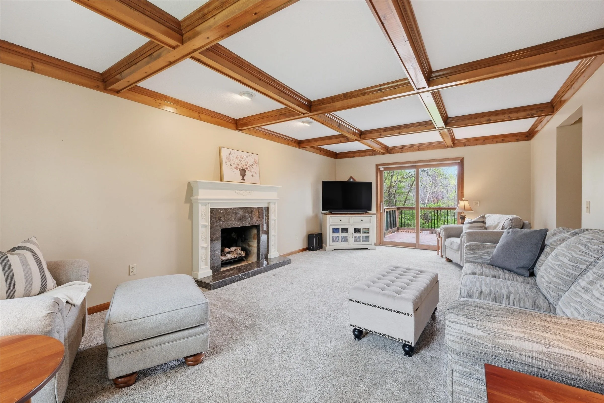 08-1100 Wellington Way.jpg