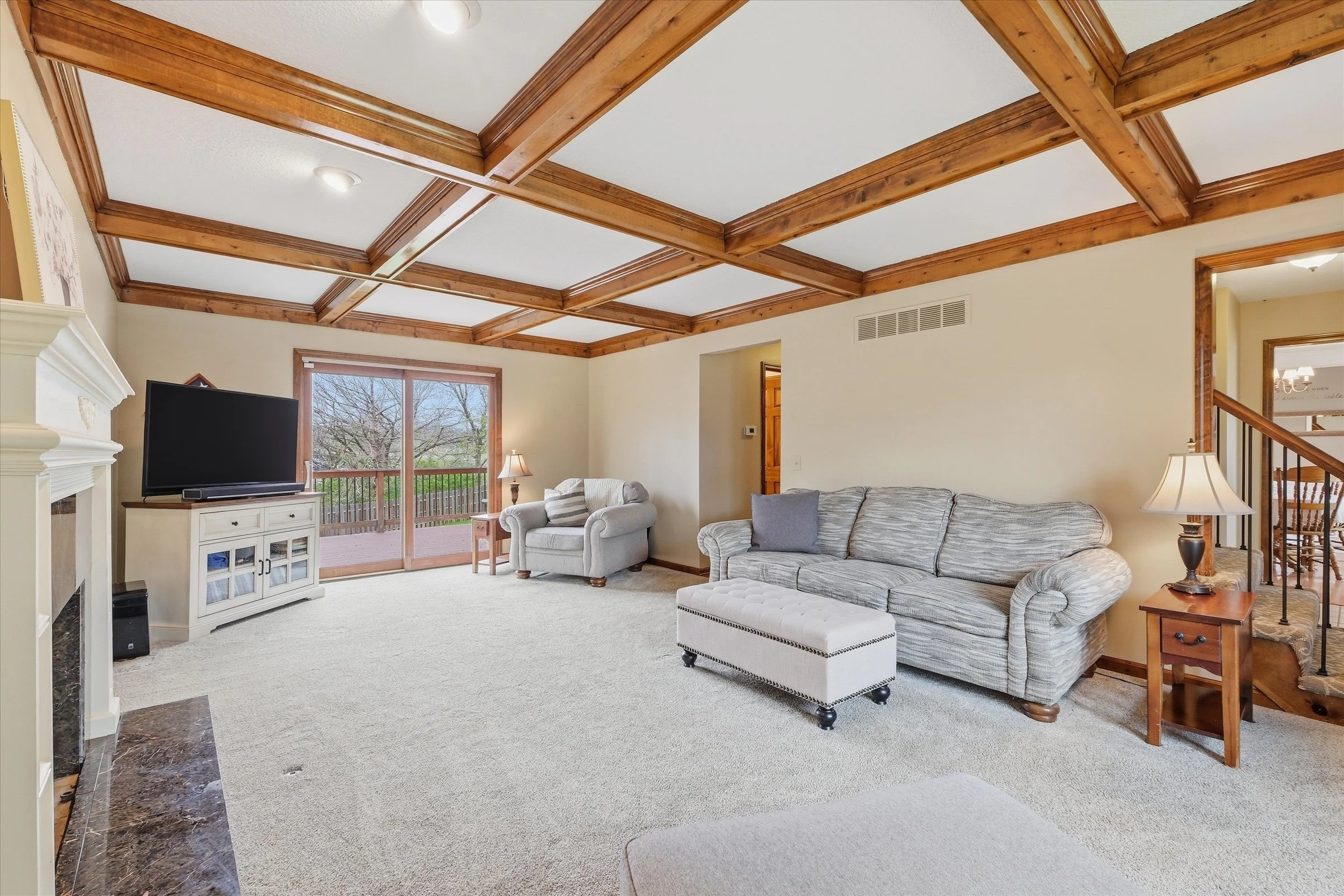 09-1100 Wellington Way.jpg