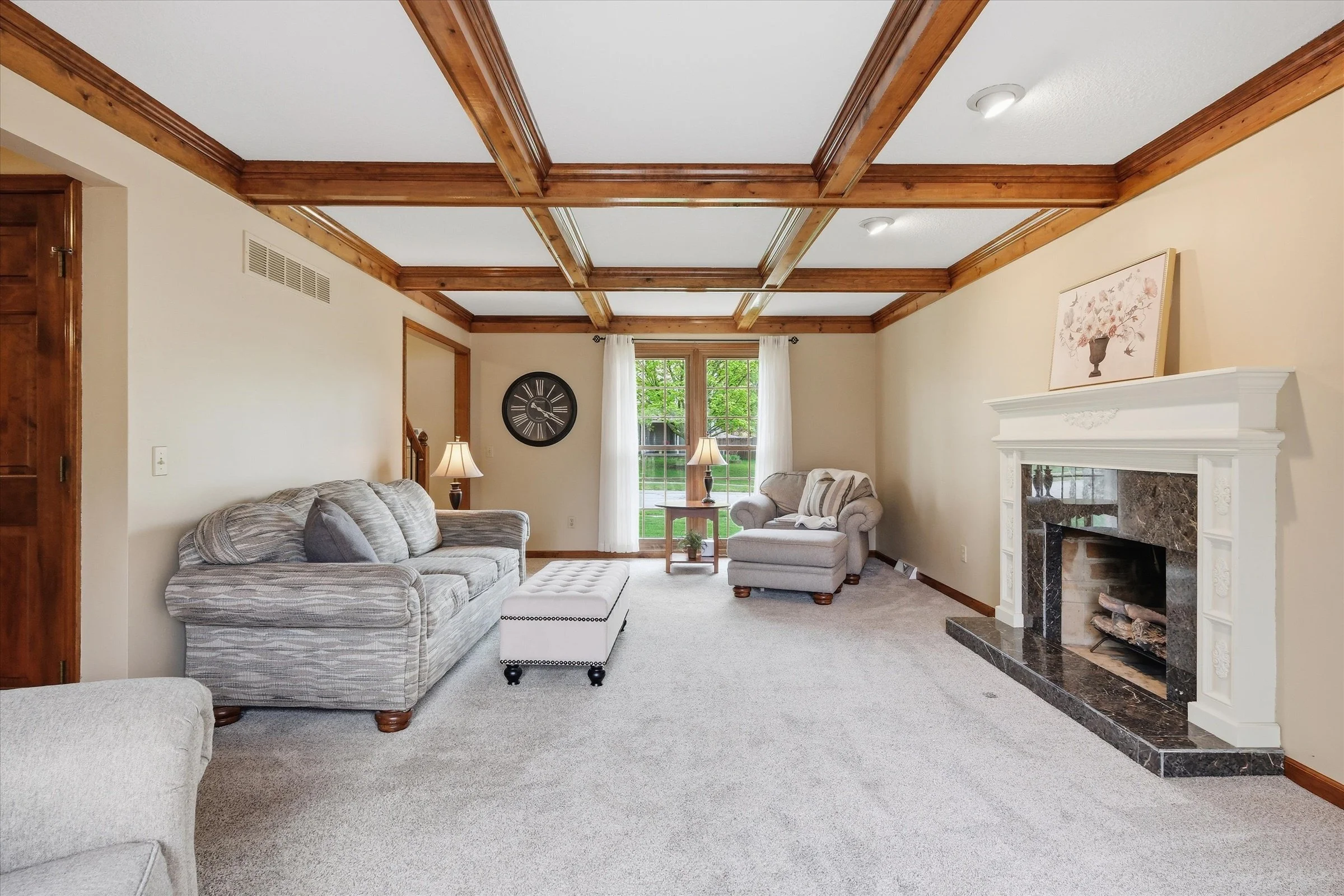 10-1100 Wellington Way.jpg