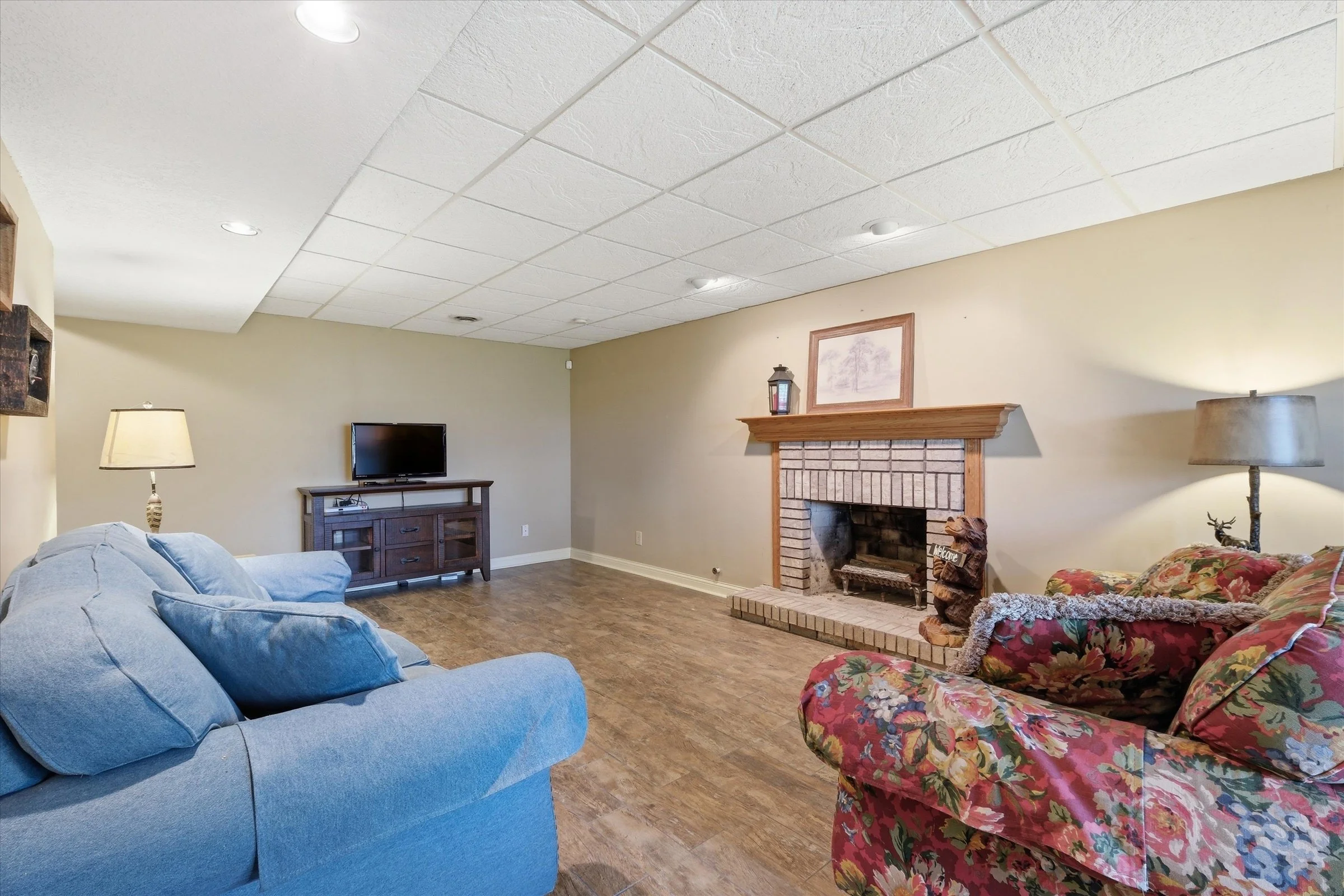 13-1100 Wellington Way.jpg