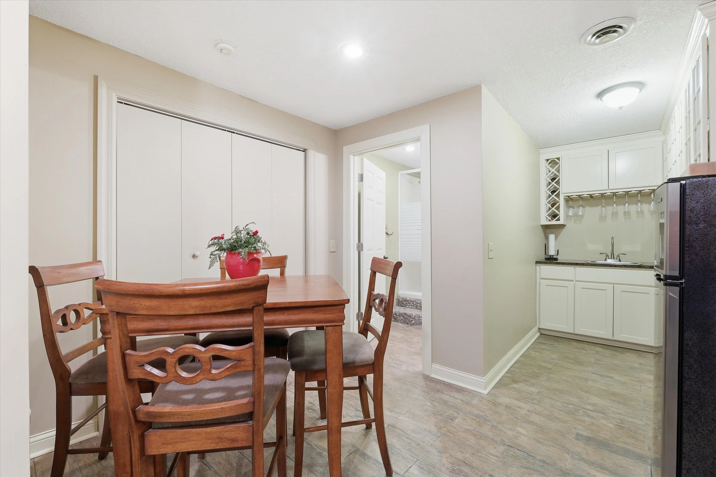 20-1100 Wellington Way.jpg