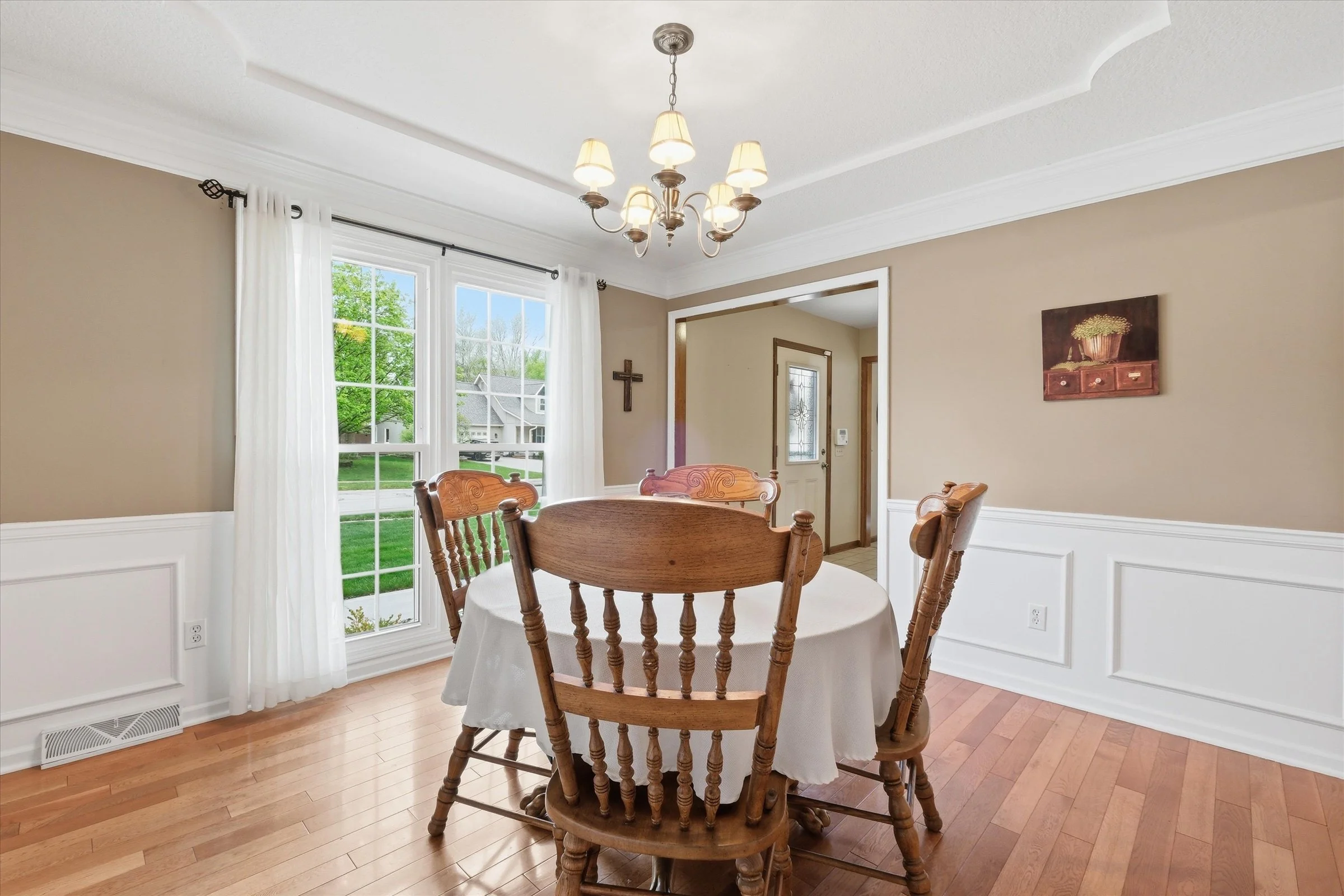 22-1100 Wellington Way.jpg