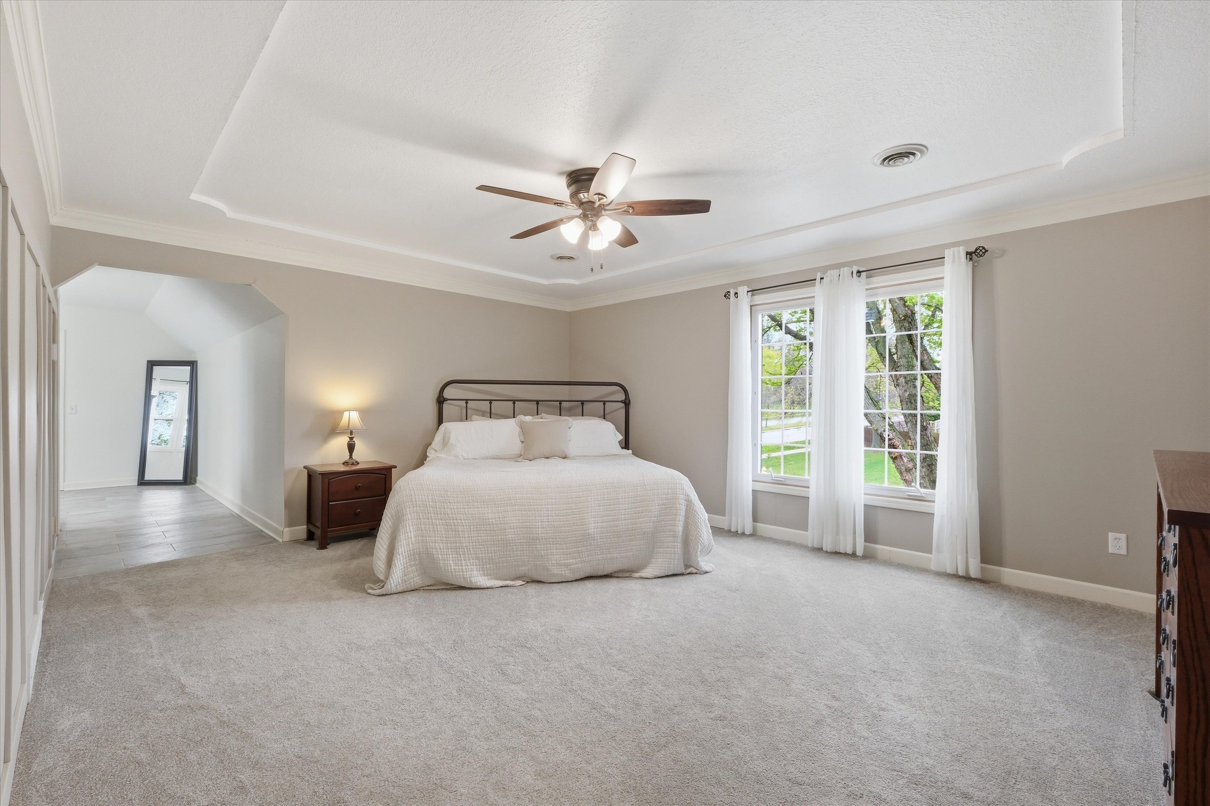 24-1100 Wellington Way.jpg