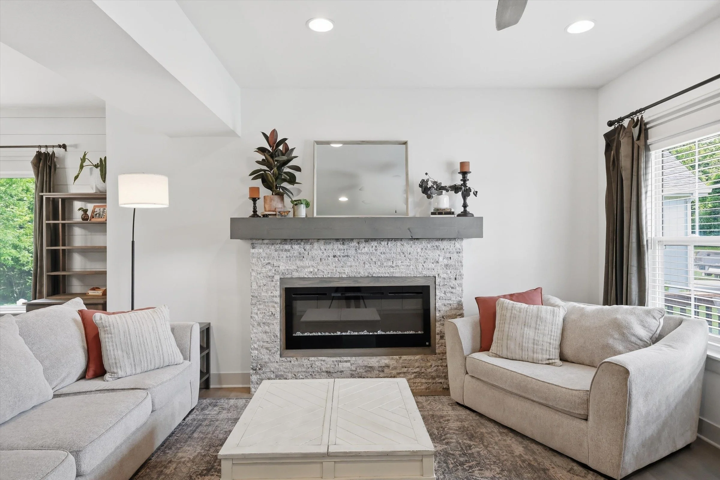 09-295 Fawn Ln.jpg