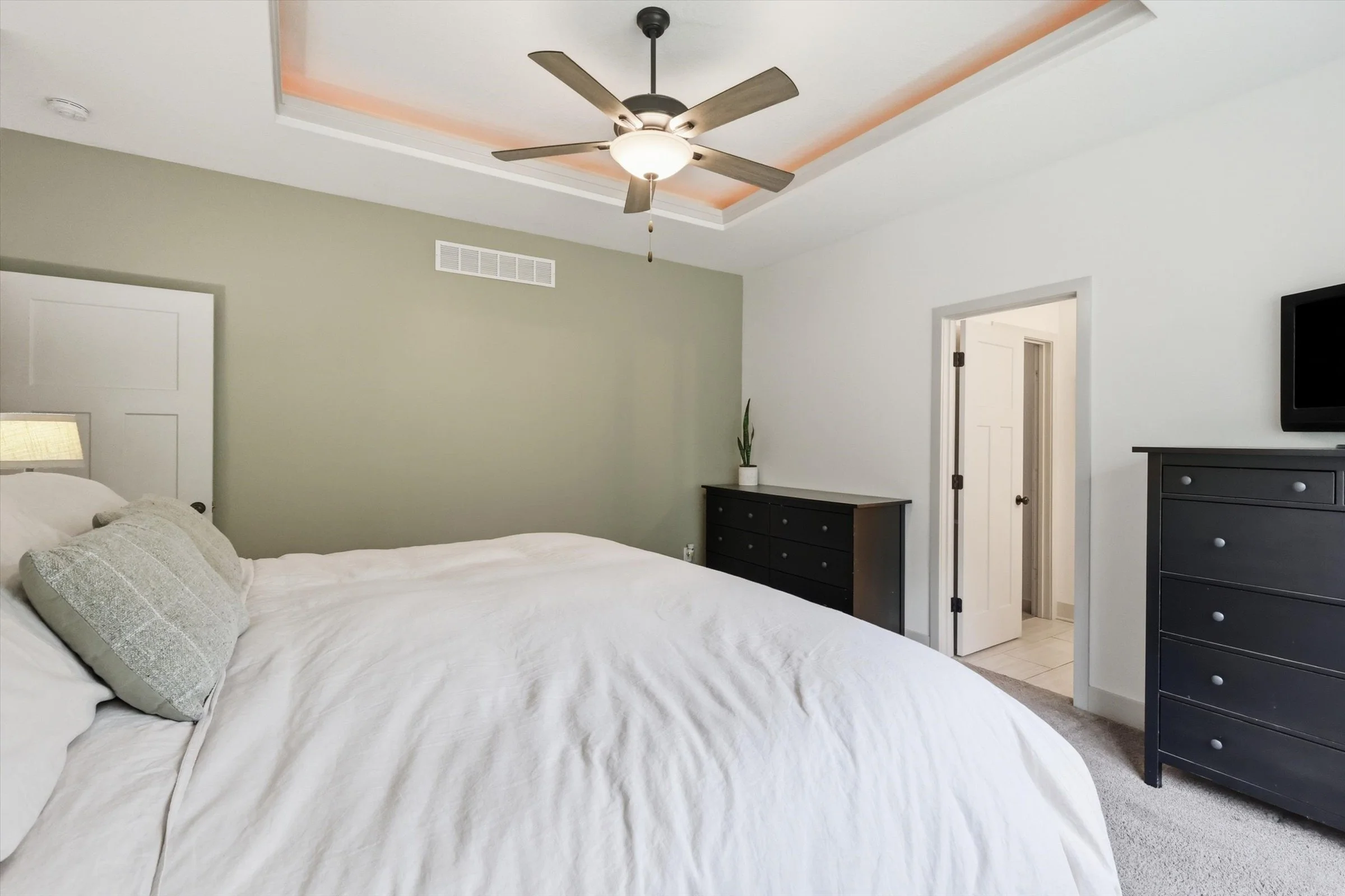 23-295 Fawn Ln.jpg