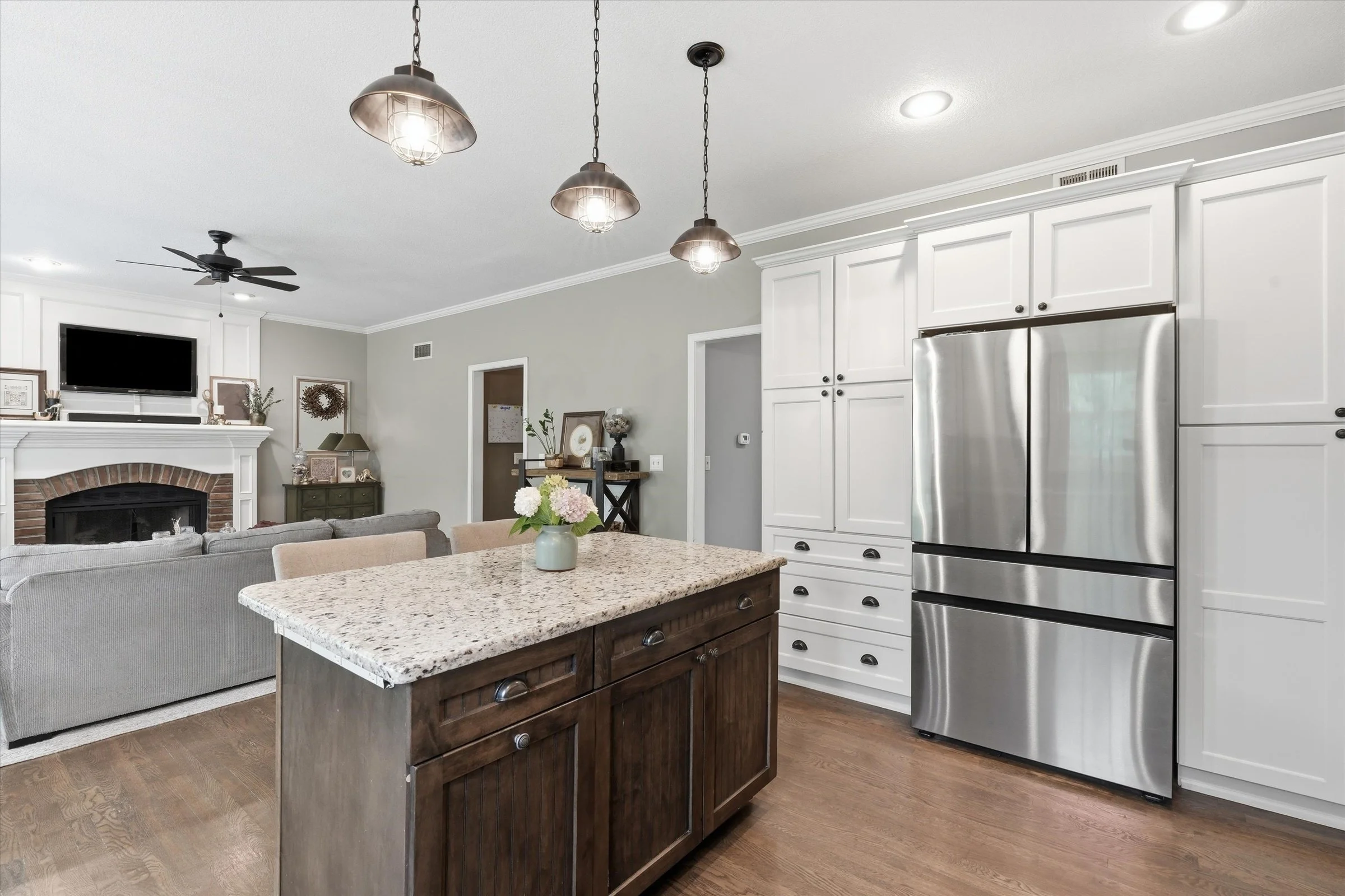 16-1320 NE 95th Terrace.jpg