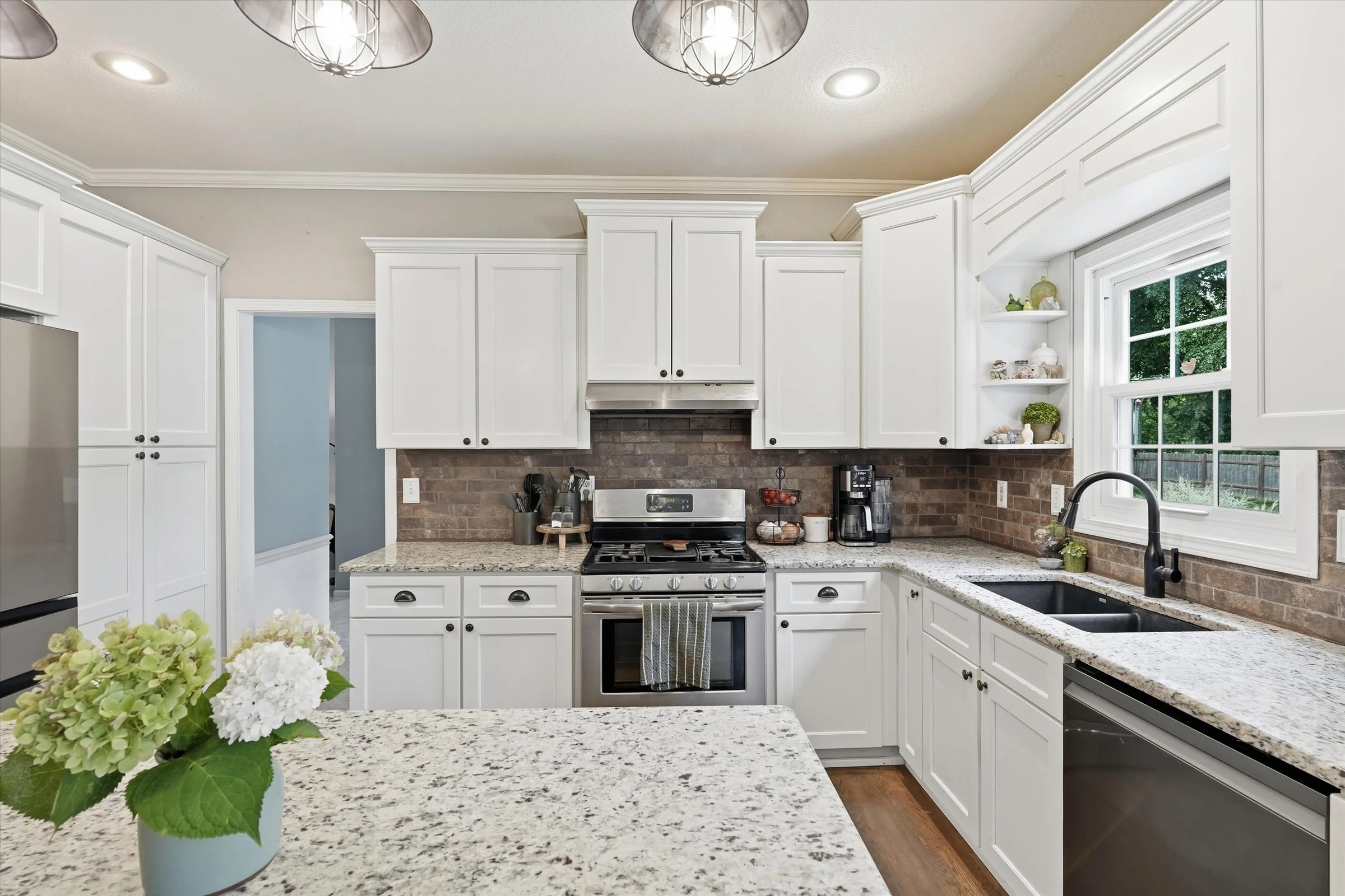 18-1320 NE 95th Terrace.jpg