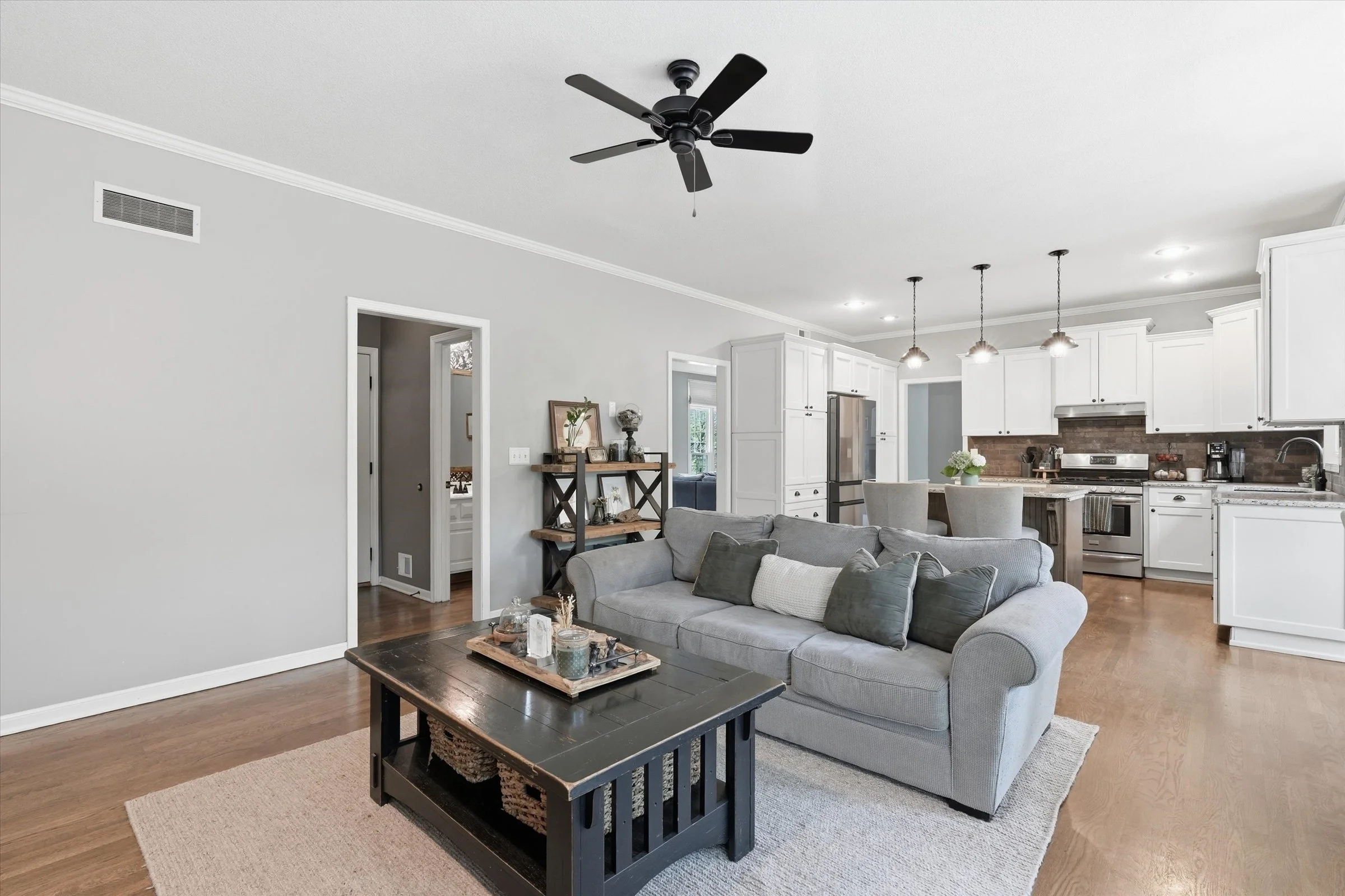 22-1320 NE 95th Terrace.jpg
