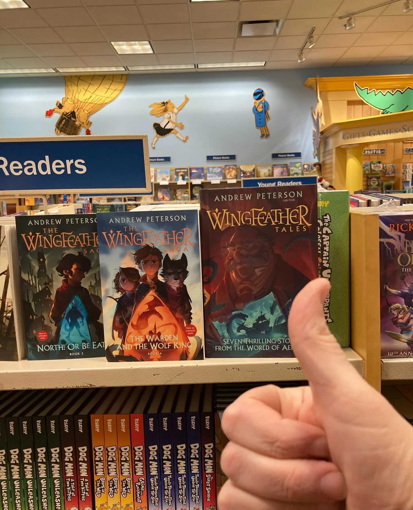 Sneaky Book Signings&trade;️ have resumed! @bntopeka @wingfeathersaga