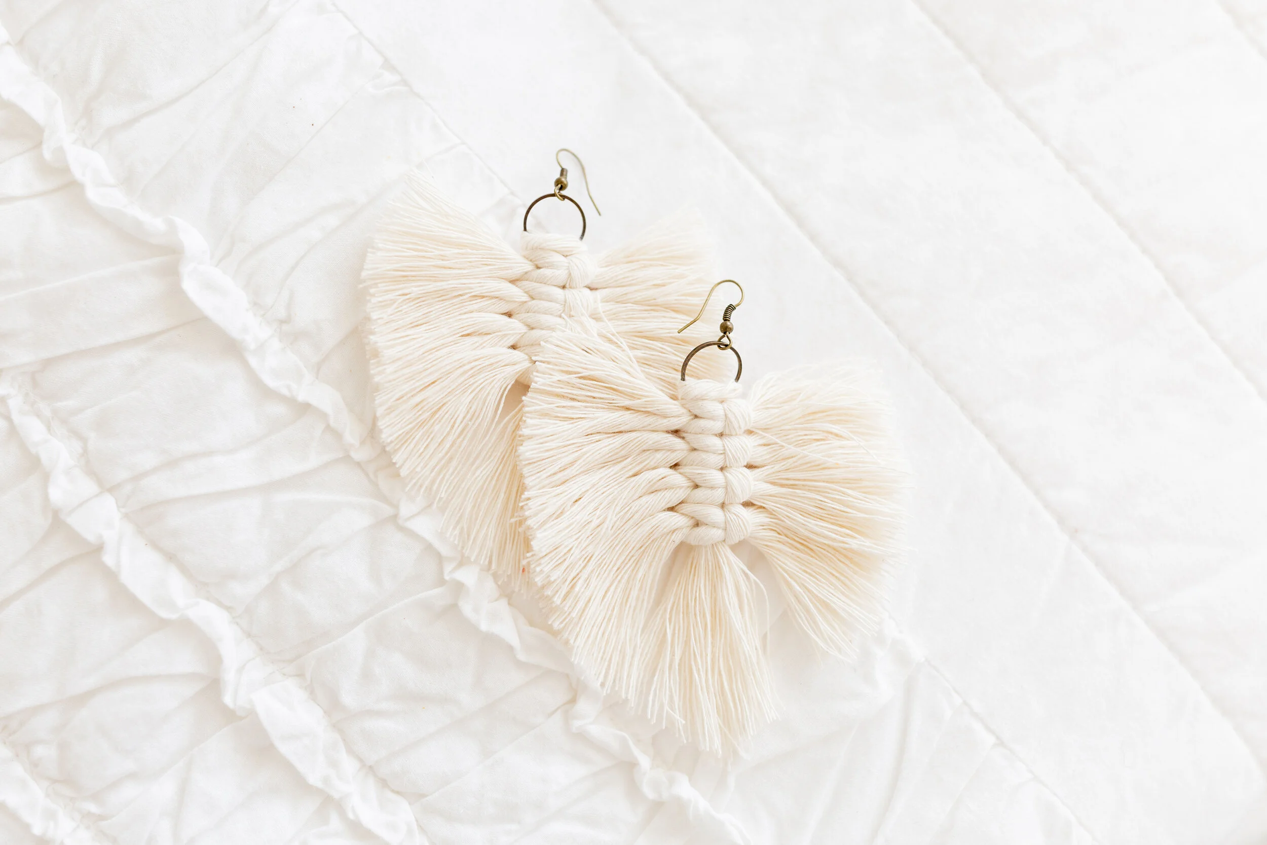 bohoLIVING-macrame-feather-earrings-neutral2.jpg