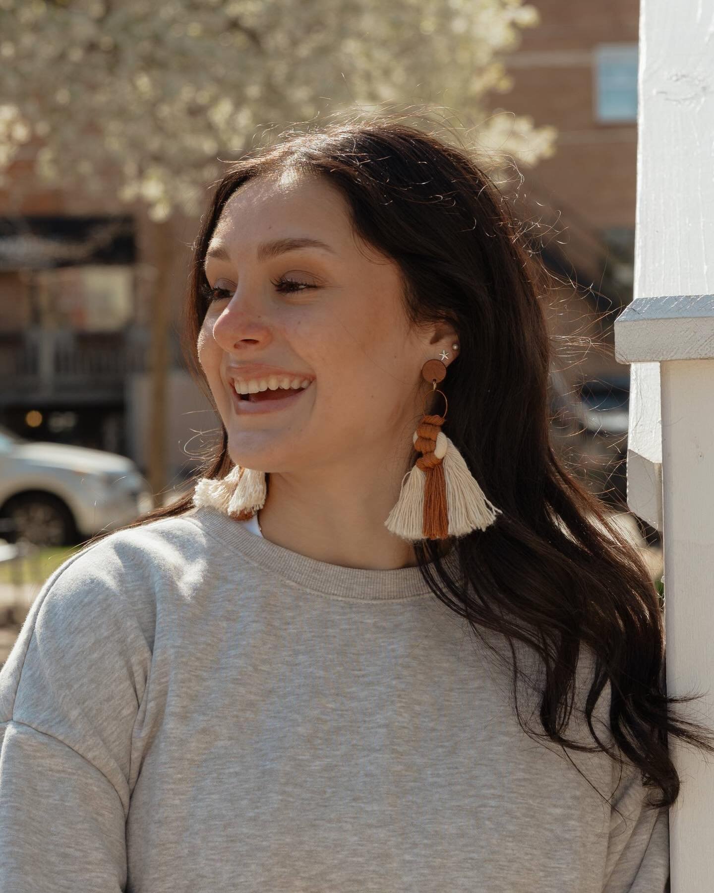 ✨Today&rsquo;s Feature&hellip;. Drum roll please&hellip;. Ready for it?! 

✨THE SQUIGGLE

✨Playful, creative, and full of personality.

✨Hand-knotted macram&eacute; paired with a natural wood post, these earrings are for the ones who love texture, mo