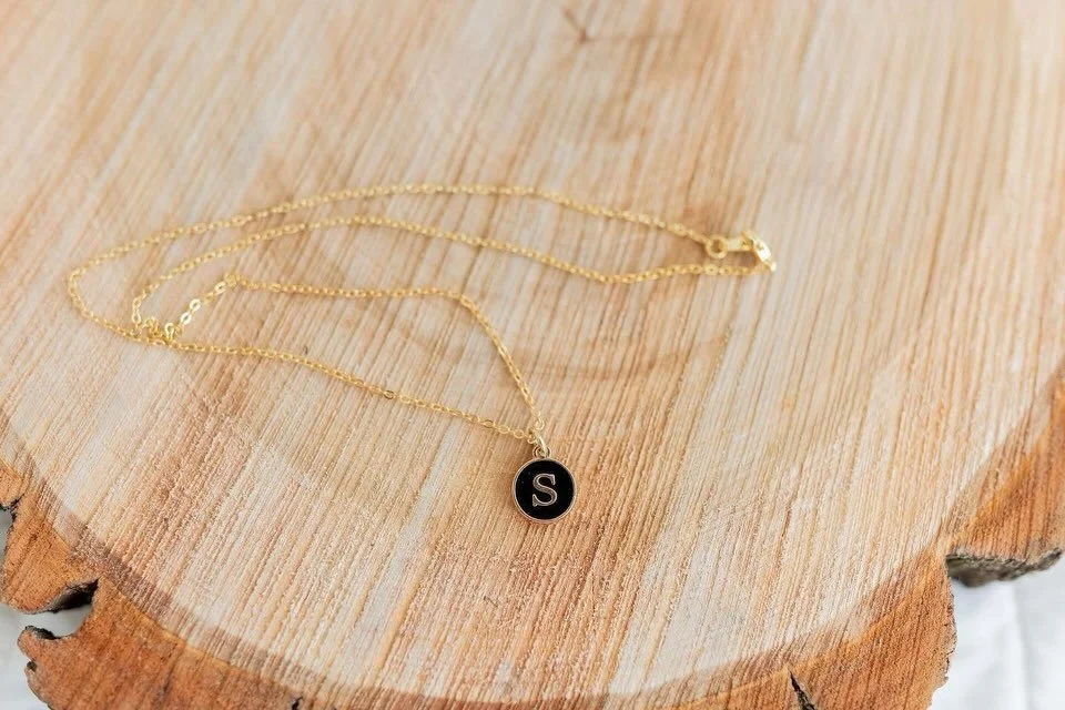 Mother&rsquo;s Day is coming up&mdash;and I got you 💐

✨ Something personal💕 Something beautiful🌺 Something she&rsquo;ll cherish every day

The Boho Enamel Initial Necklace is the perfect gift&mdash;thoughtful, meaningful, and easy to wear with ev