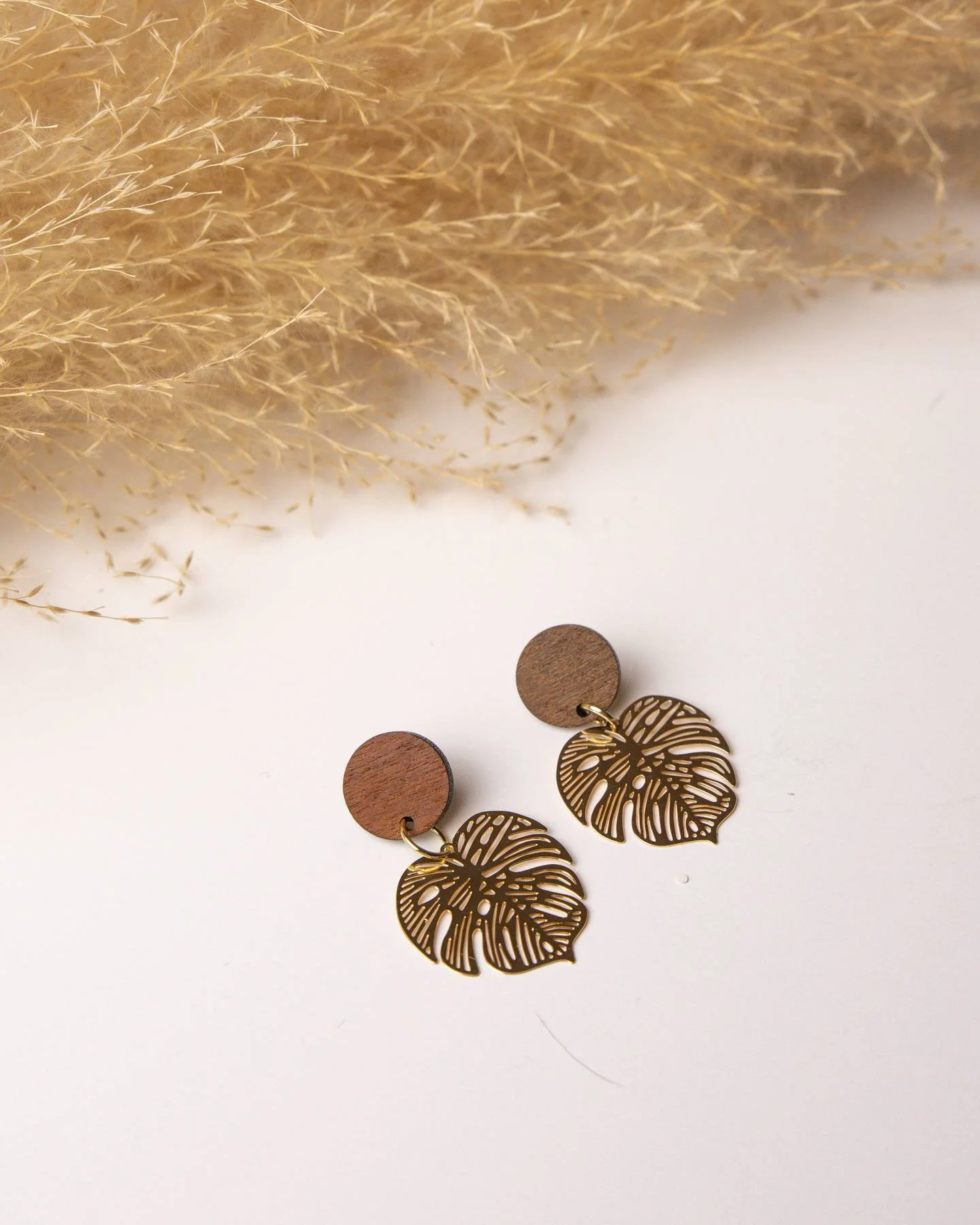 Vacation Palm Earrings