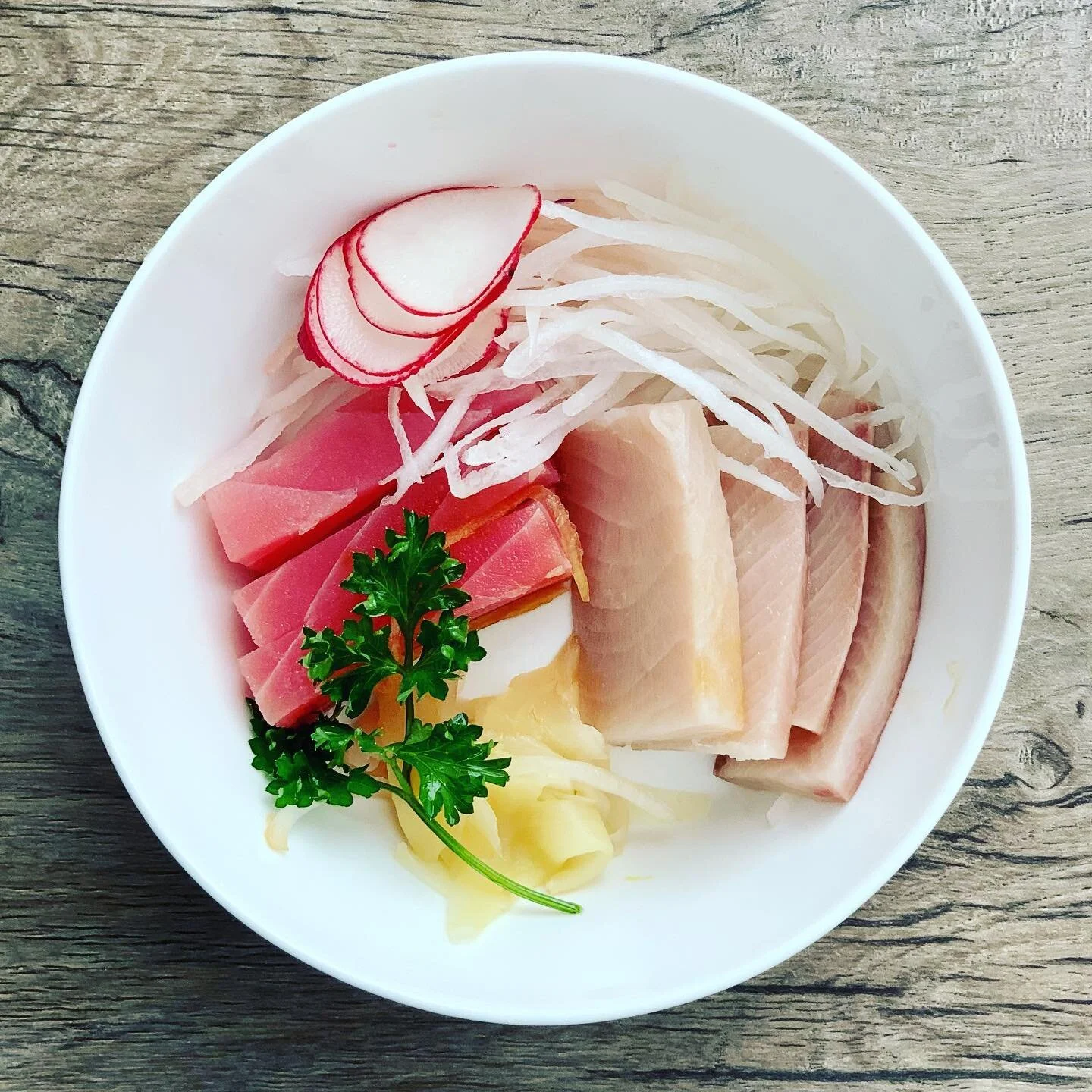 Looked too good not to share... 🍣  #sushi