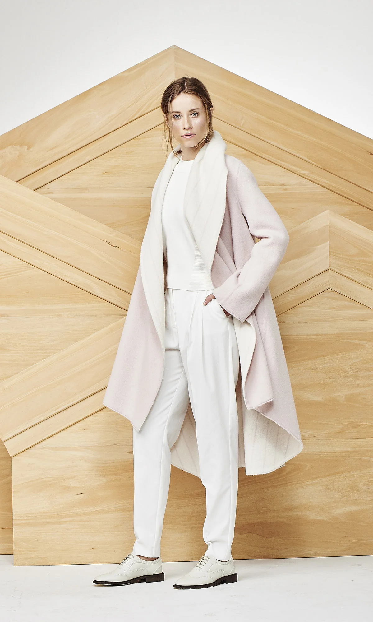 CAPE MARILYN AT-212 Colors: donegal oatmeal/gray, camel/textured, ecru/sand Sizes: S, M, L