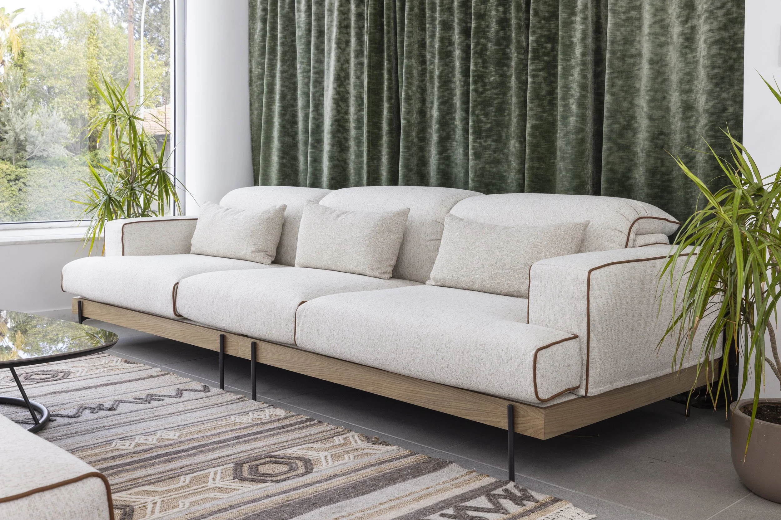 MCShowroom_250220_0453.jpg