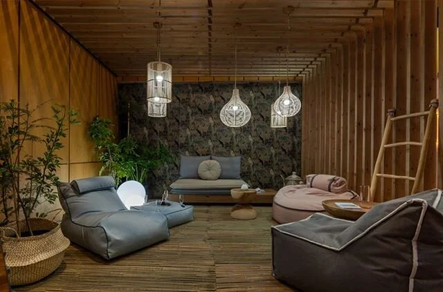 Are you ready for &ldquo;secluded&rdquo; yet? Or are you still all for gatherings and get-togethers? - by MC since 1976
YES, IT IS TAILOR-MADE.