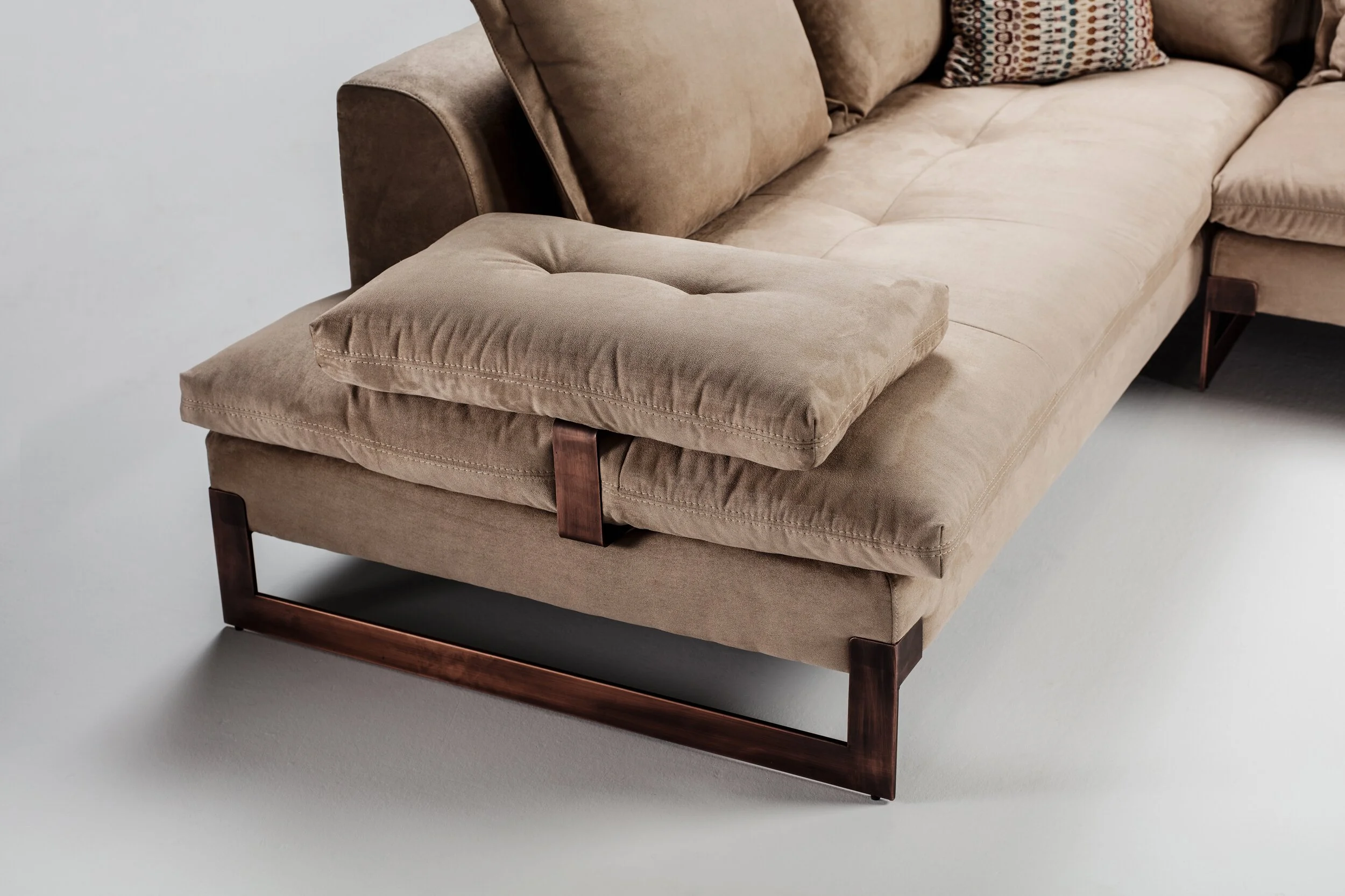 1. sofa AMSTERDAM [CAMPUS] 3.jpg