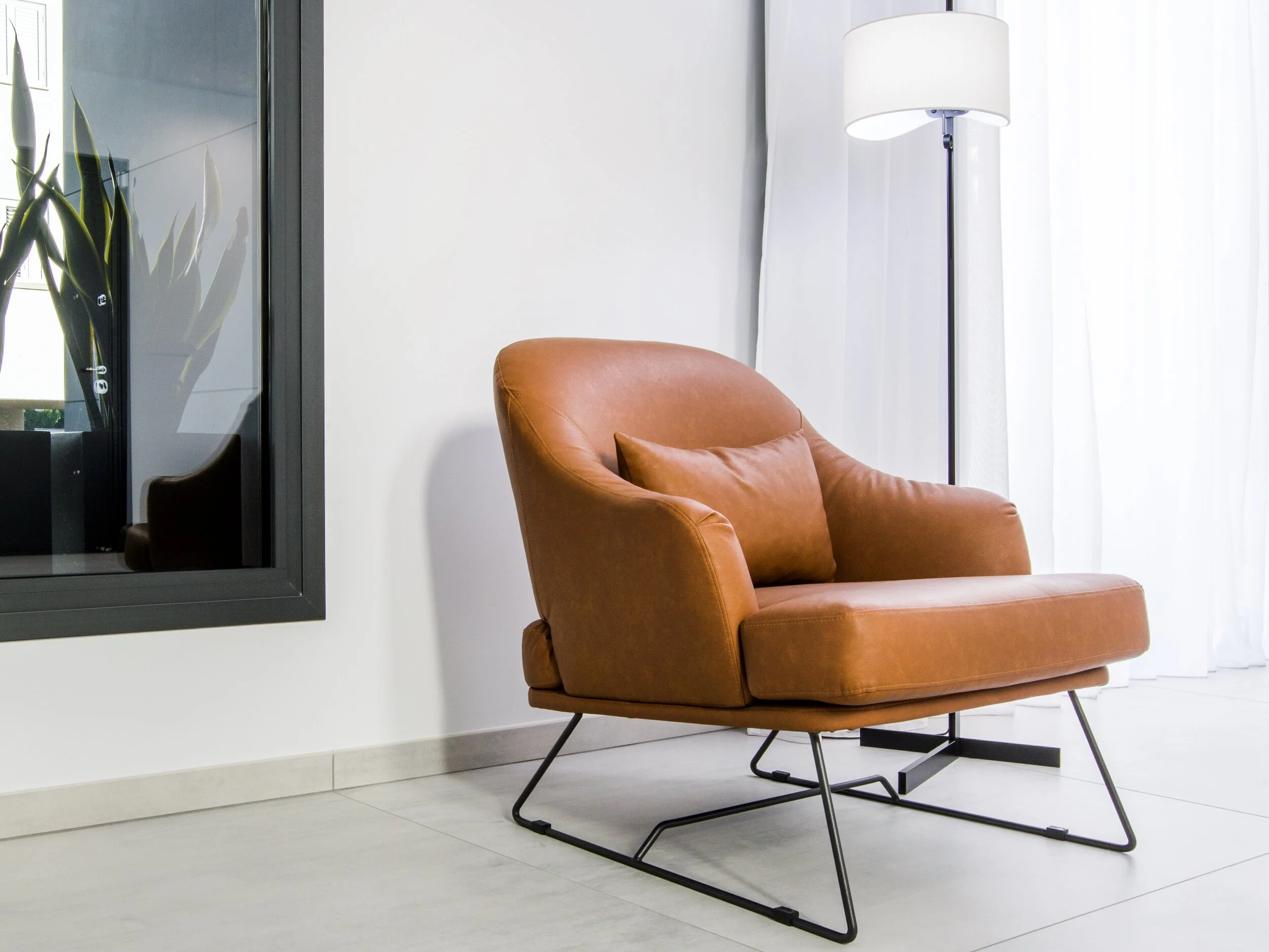 2. armchair CORAL [HIVE] 1.jpg