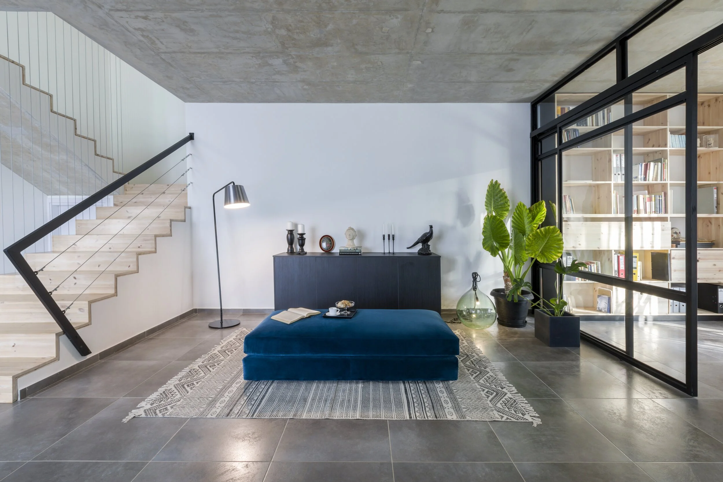 3. low stool PILLOW 2.jpg