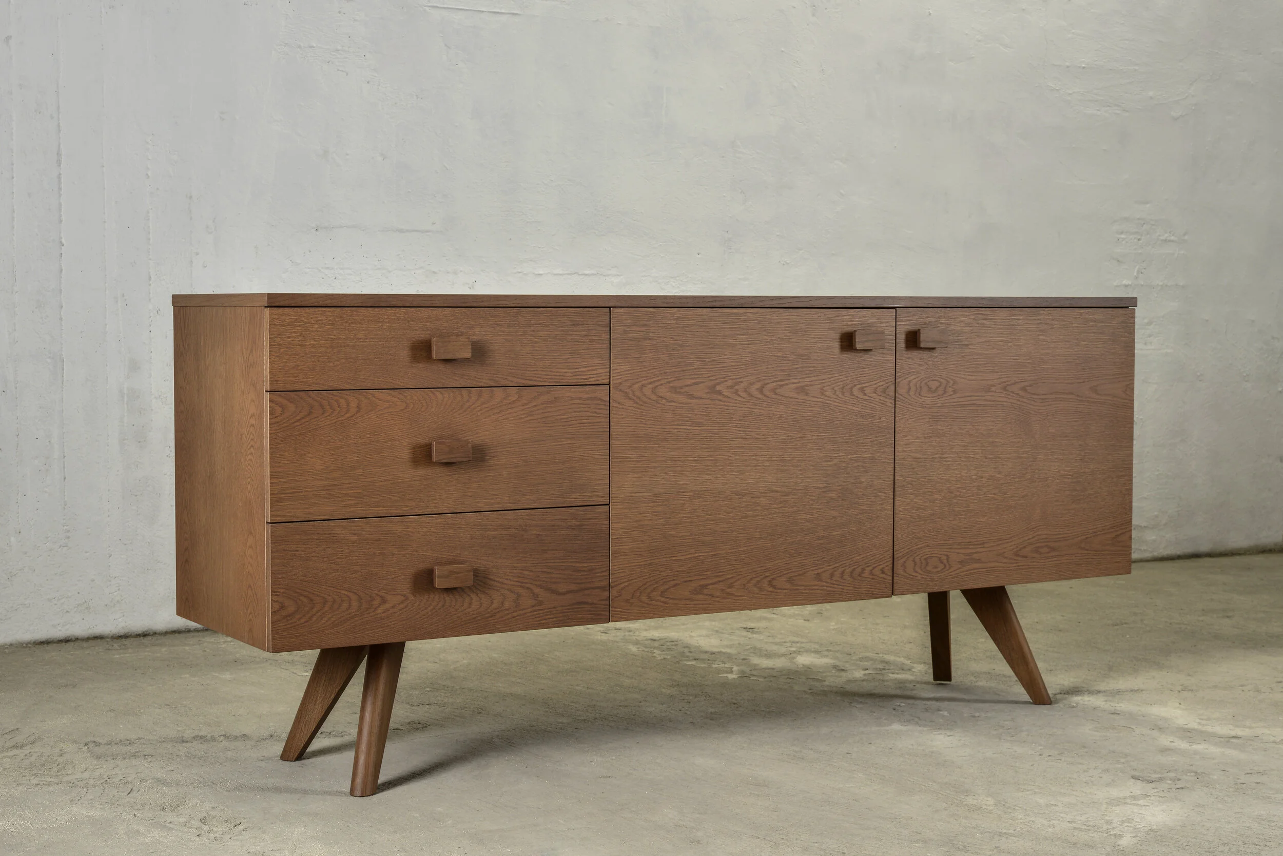 22. sideboard STUDIO 2.jpg