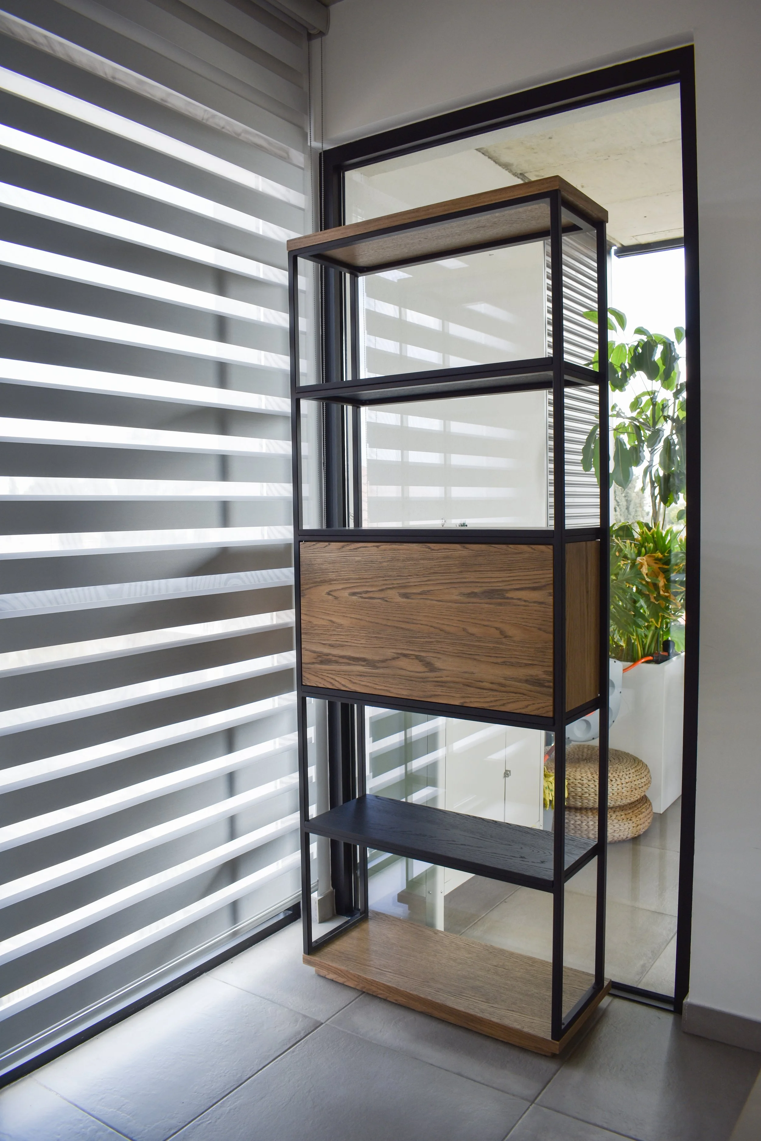 7. bookcase MARVEL [SCALA-ROLL] 4.JPG