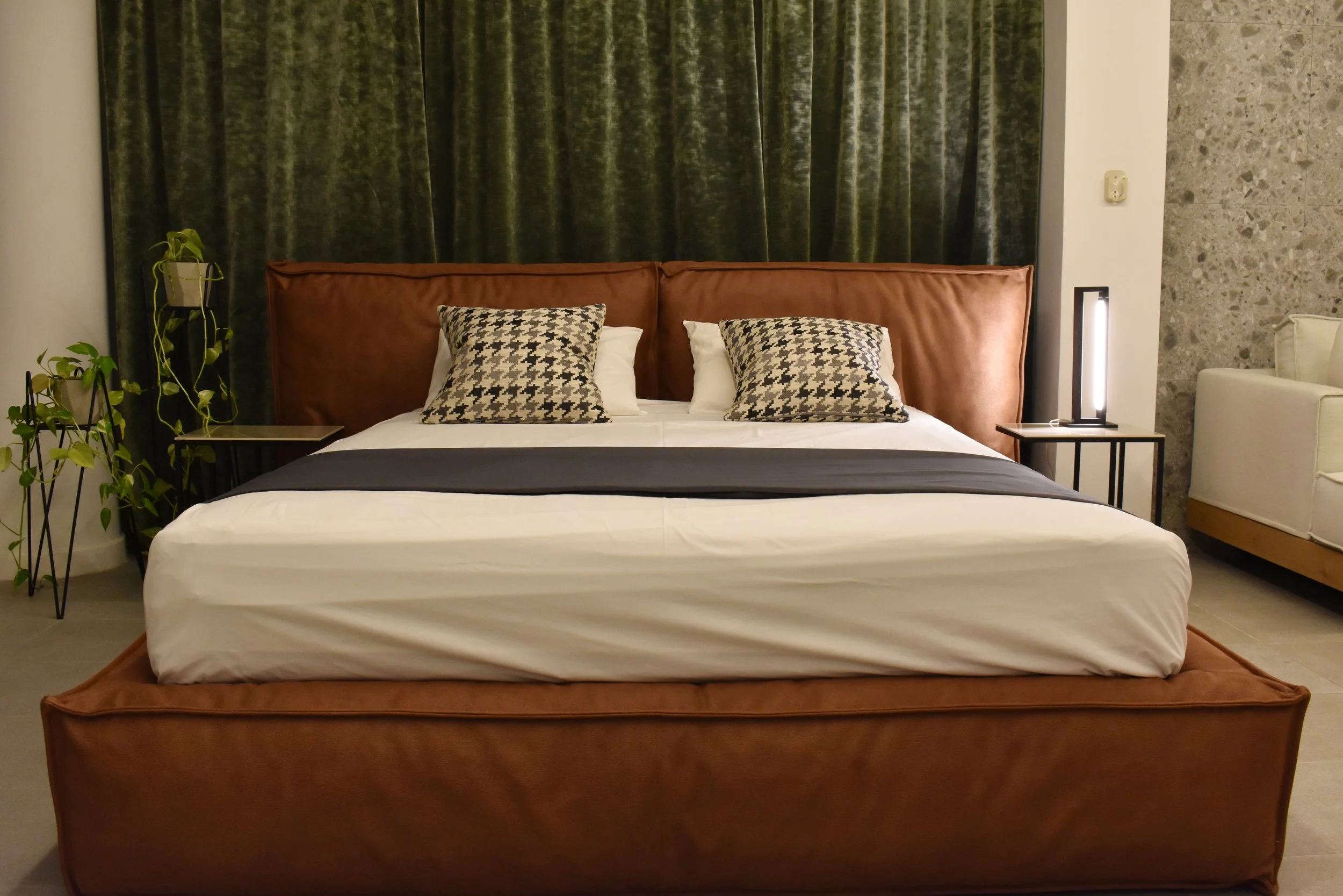 bed FIAM 3.jpg