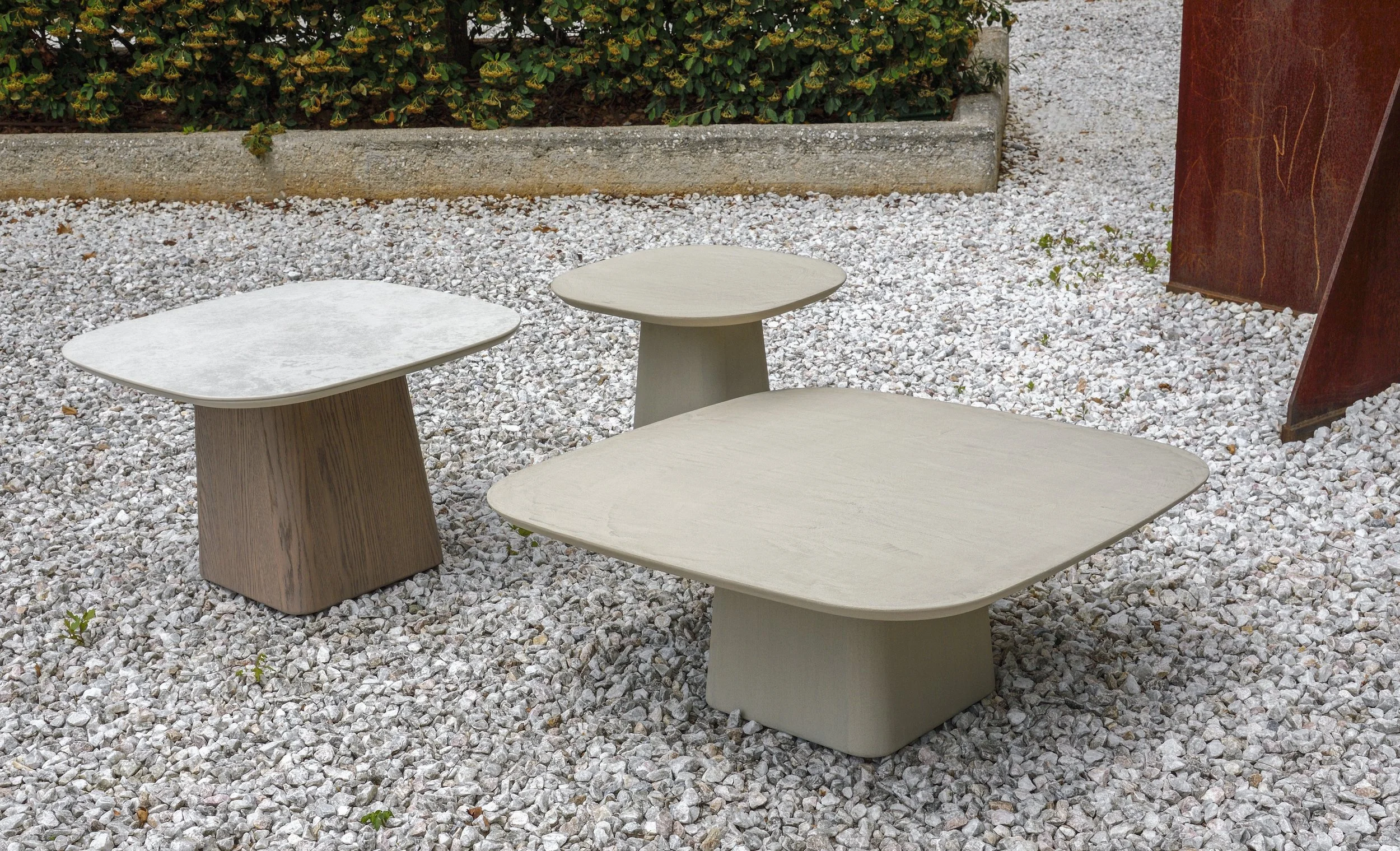 Apollo coffee table 3.jpg