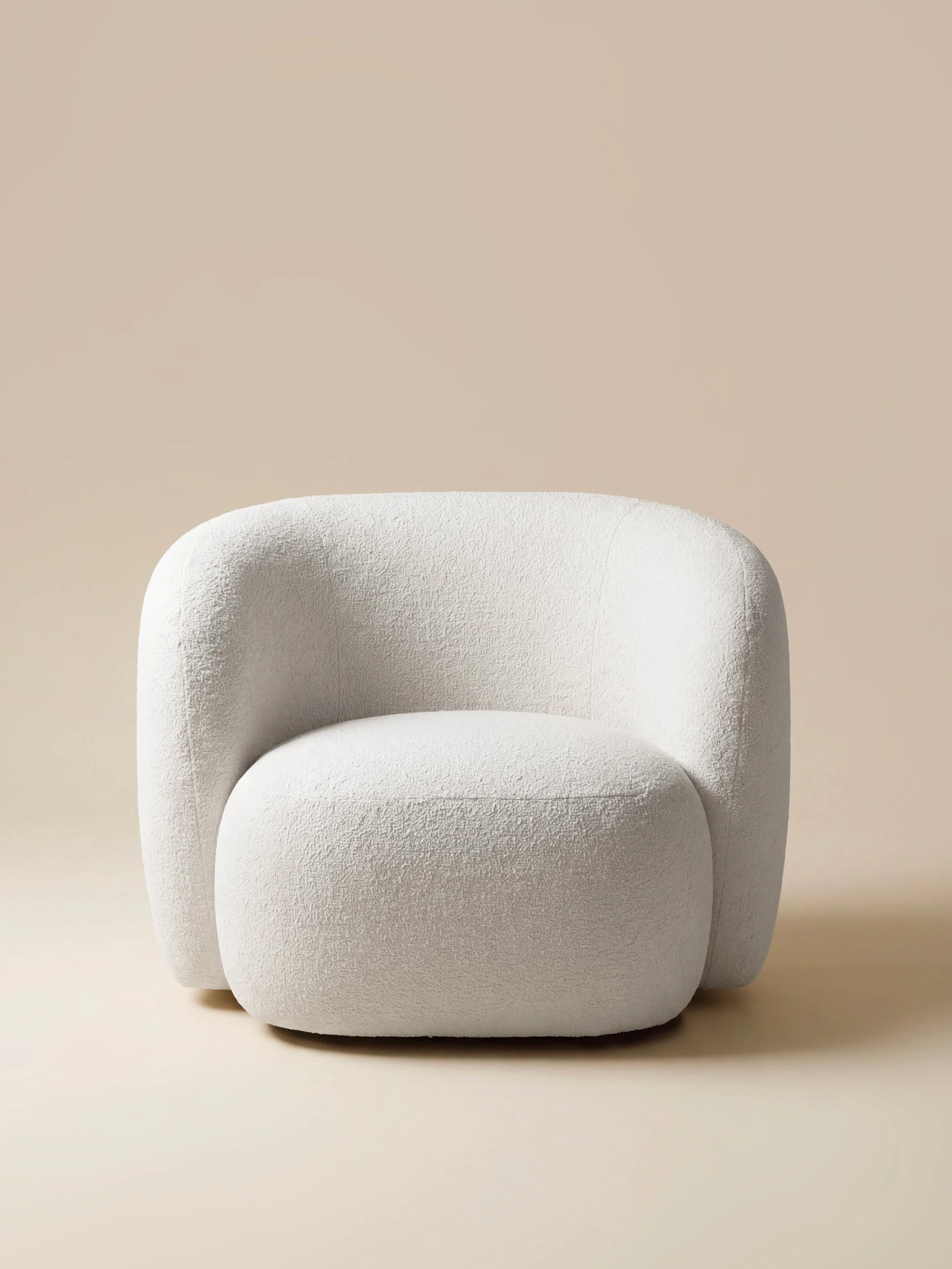 Lysa Lounge Chair 02.jpg