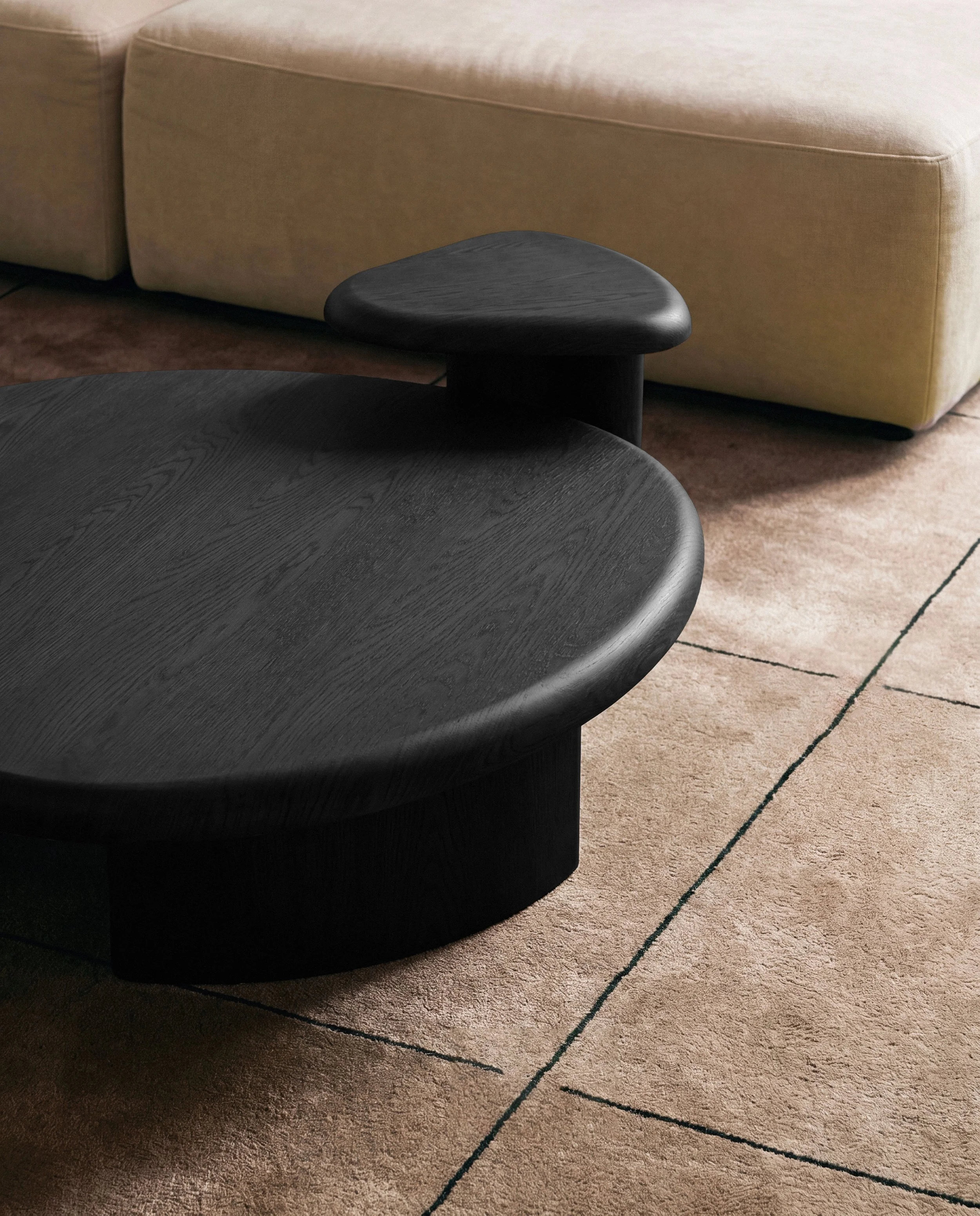 Ormae Coffee Table 07.jpg