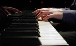 piano1.jpg