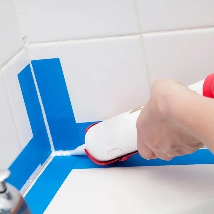 Looneys Tile and Grout Services - Professional Caulking