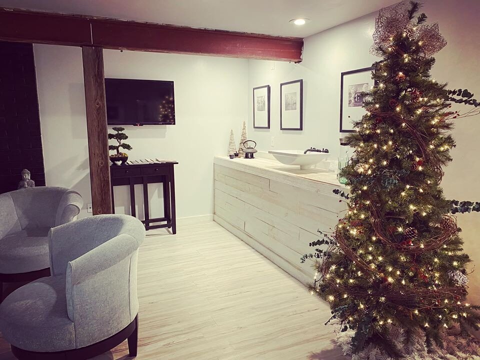 HOLIDAY_MINDFULNESS_CENTER_KOI_WHISPERER_SANCTUARY_MARYELLEN_CURRAN_MALINOWSKI_ZENLIVINGBYDESIGN.JPG