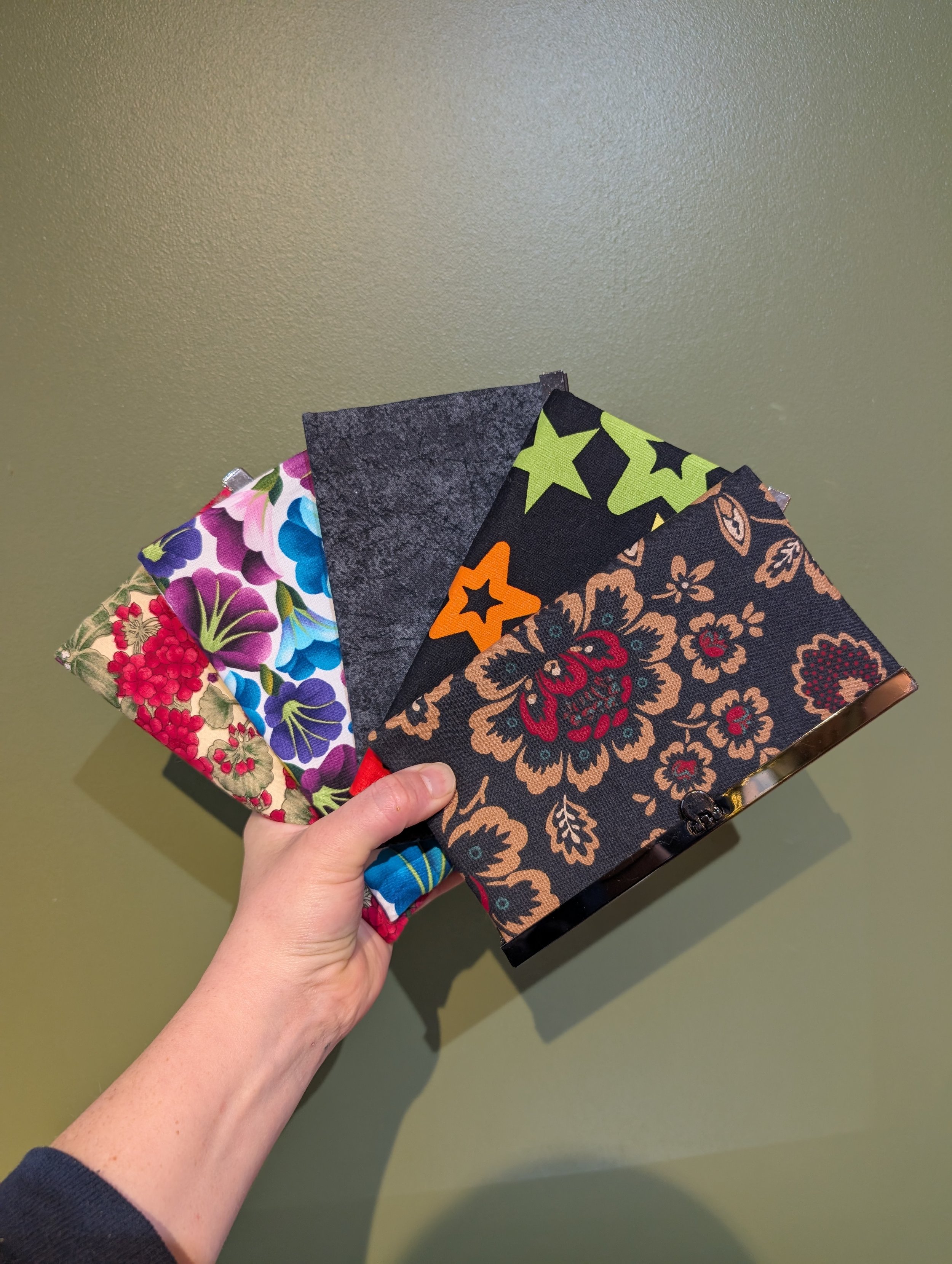 Large Bi-Fold Fabric Wallets