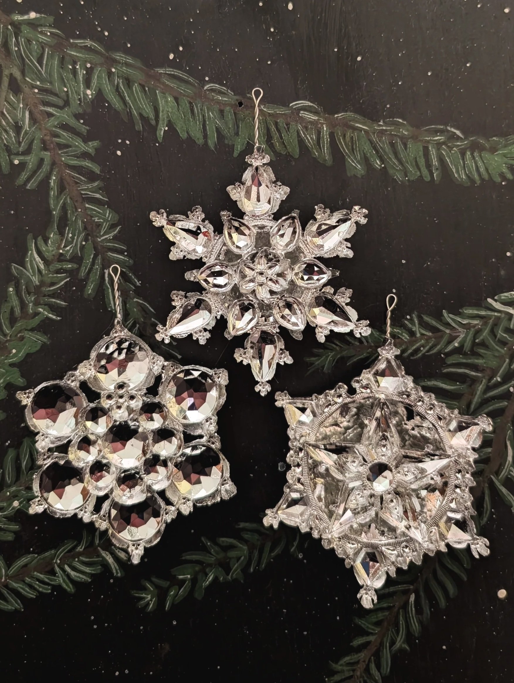 Ornate Silver Snowflake Set PREORDER