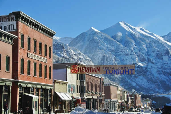 Tourism photo 4.jpg