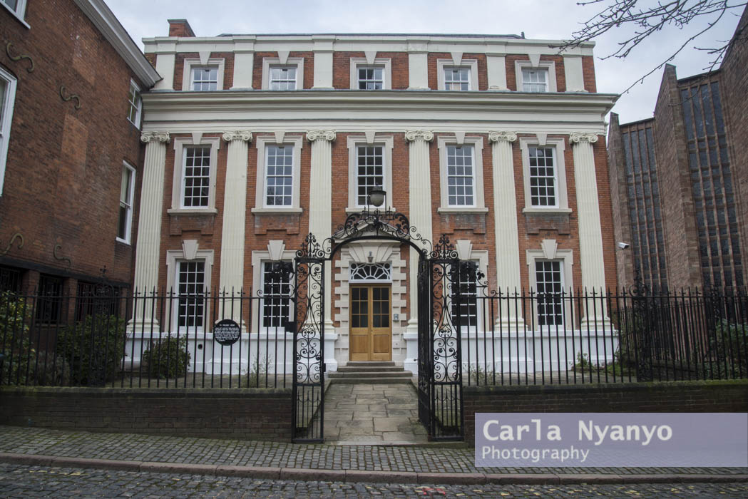 11 Priory Row