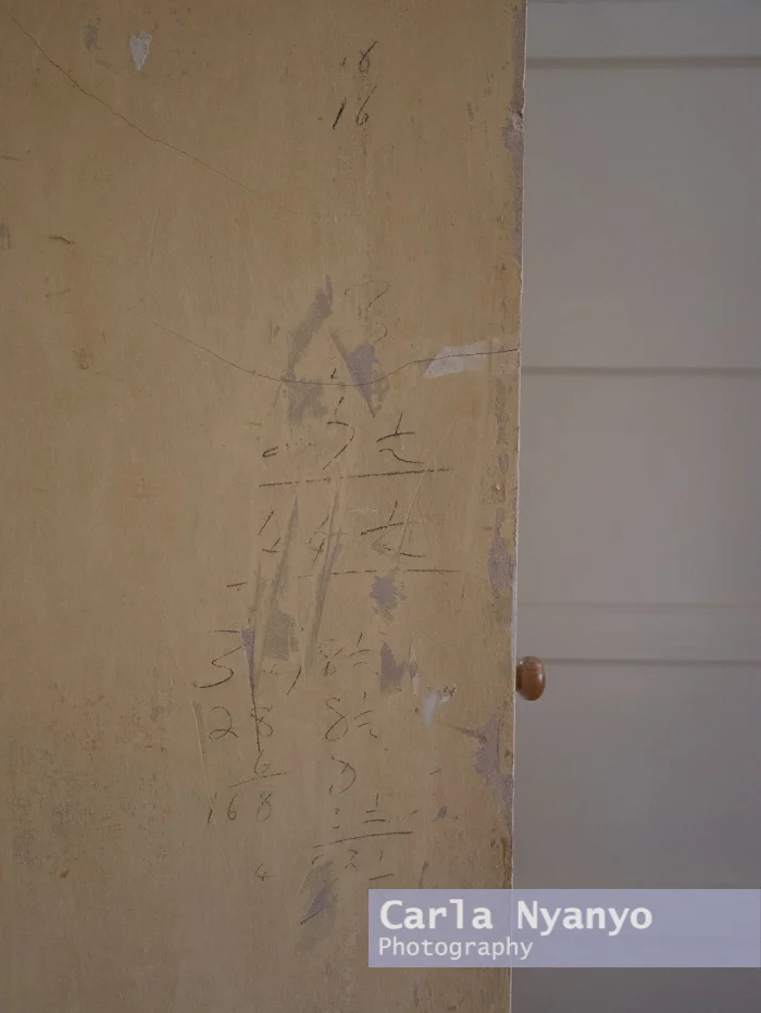 house_number_42-83.jpg
