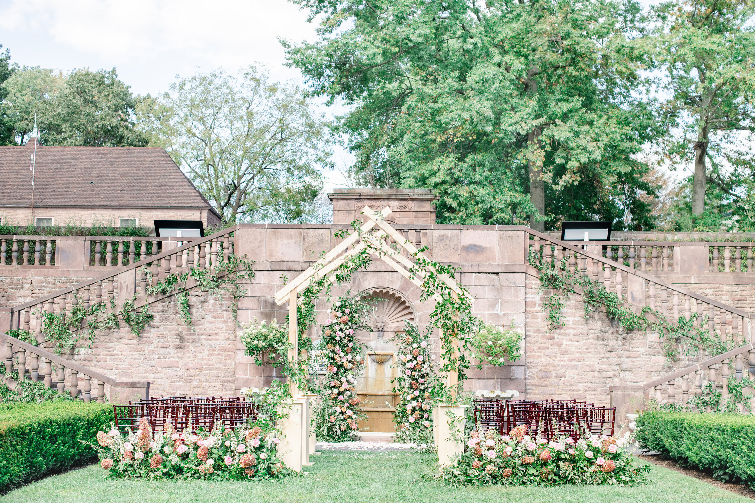 The gorgeous Tyler Gardens in Newtown, PA is the perfect location for a dreamlike late summer wedding. Ruffled Blog and Copper and Chloe's Romantic garden vision came to life when dressed with the amazing florals by Belovely Design. It was as though…