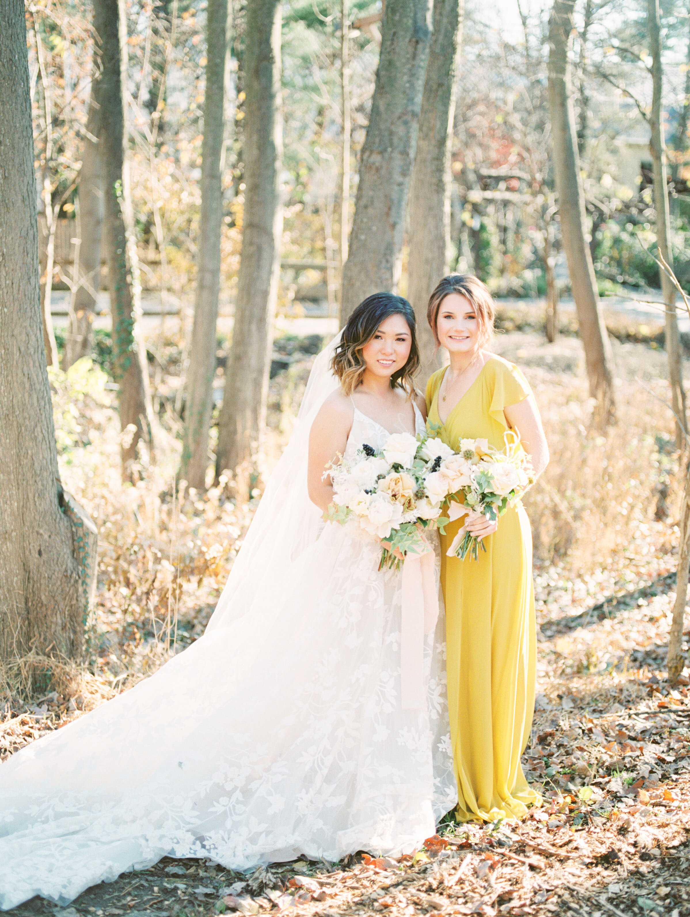 This late autumn wedding inspiration took place at the lovely Philadelphia Wedding Venue, Pomme Rador. Featuring the fine art style of Haley Richter photography and a romantic color palette.