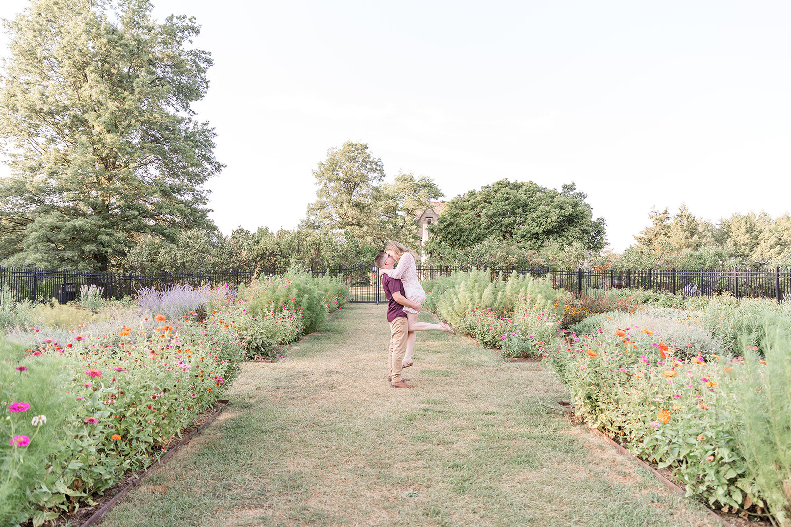 Before saying “I do”  at Pinehall at Esiler Farms, Diana Gramlich photography captured the best of Pittsburgh with Haley and Josh at their summertime engagement session at Hartwood Acres and North Shore.