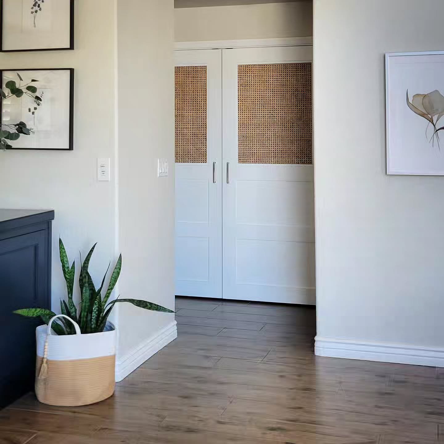 It's all in the details ✨🩶✨🤍✨

#scottsdalehomes #slc #interiordesign ##accessories #designdetails #caning