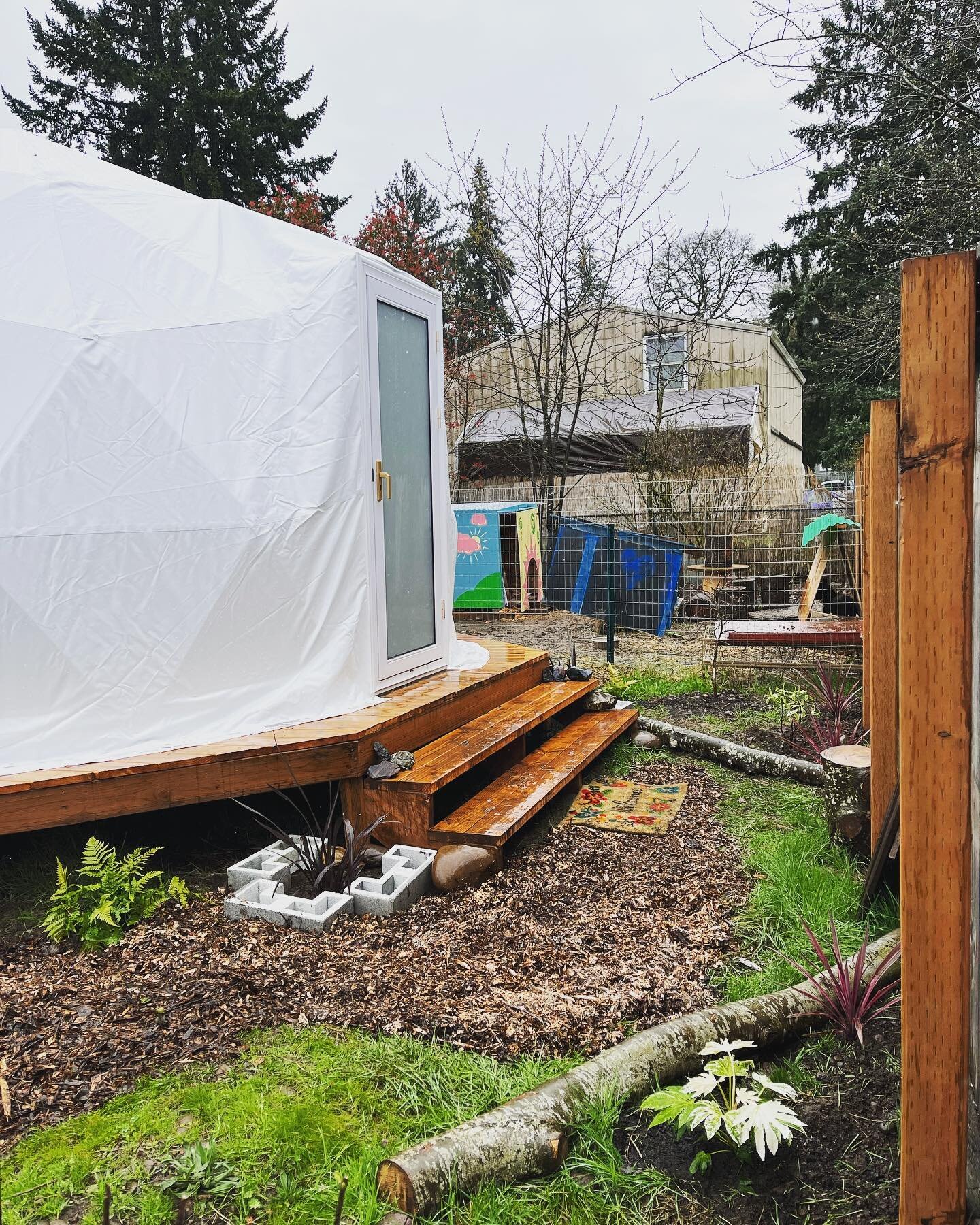 Finished planting the entrance of the dome - scroll for the before photo. I&rsquo;m really excited to see how this fills in. The colors are giving me big feels and fairy vibes 🧚🏼&zwj;♂️🧚🏽. #filteringlightcounseling #springplanting #welcome