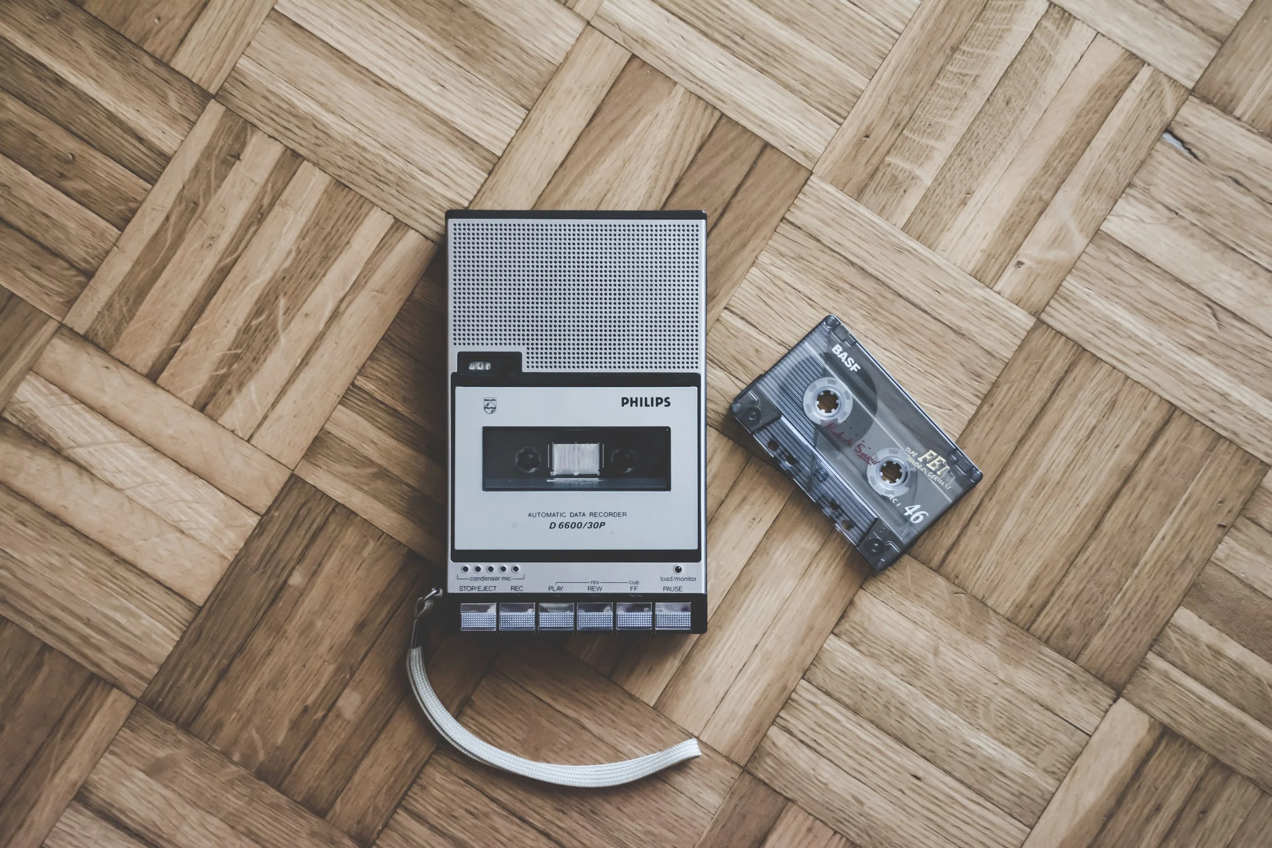 simone-acquaroli-263190-unsplash.jpg