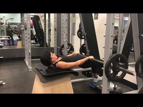 373. Smith Machine Hip Thrusts