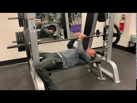 452. SM V-bar press (chest and tri's)