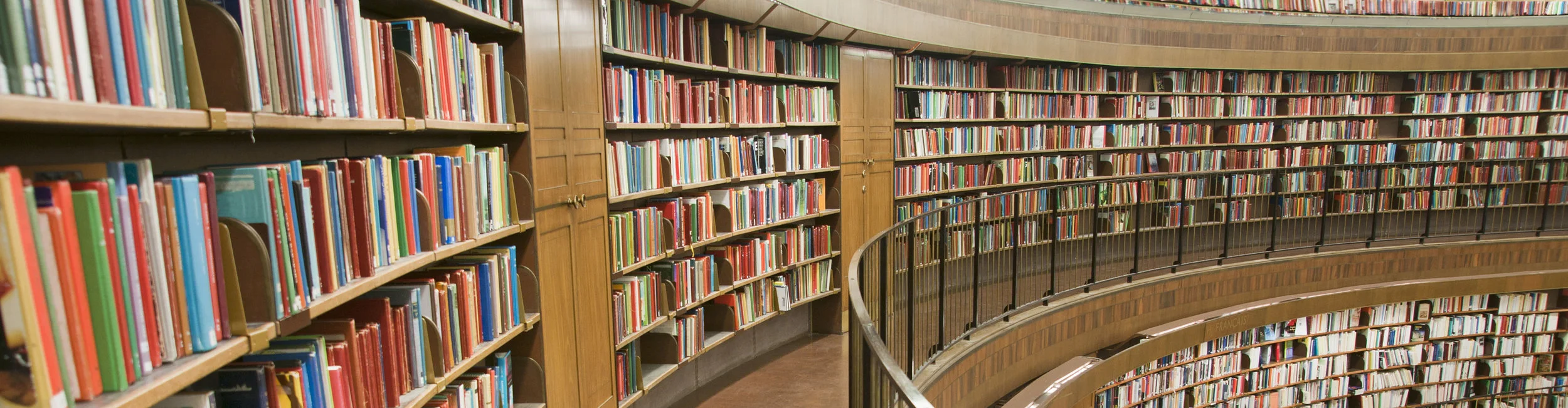 Library-120250873_4272x2827- edited.jpg