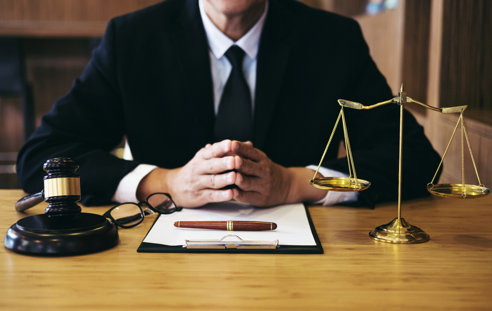 criminal lawyers.jpg
