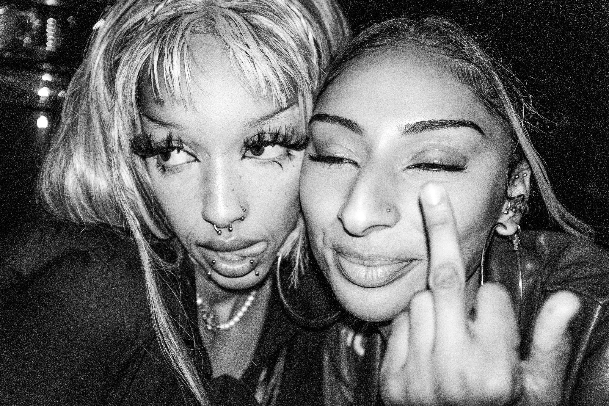 95_girls.jpg
