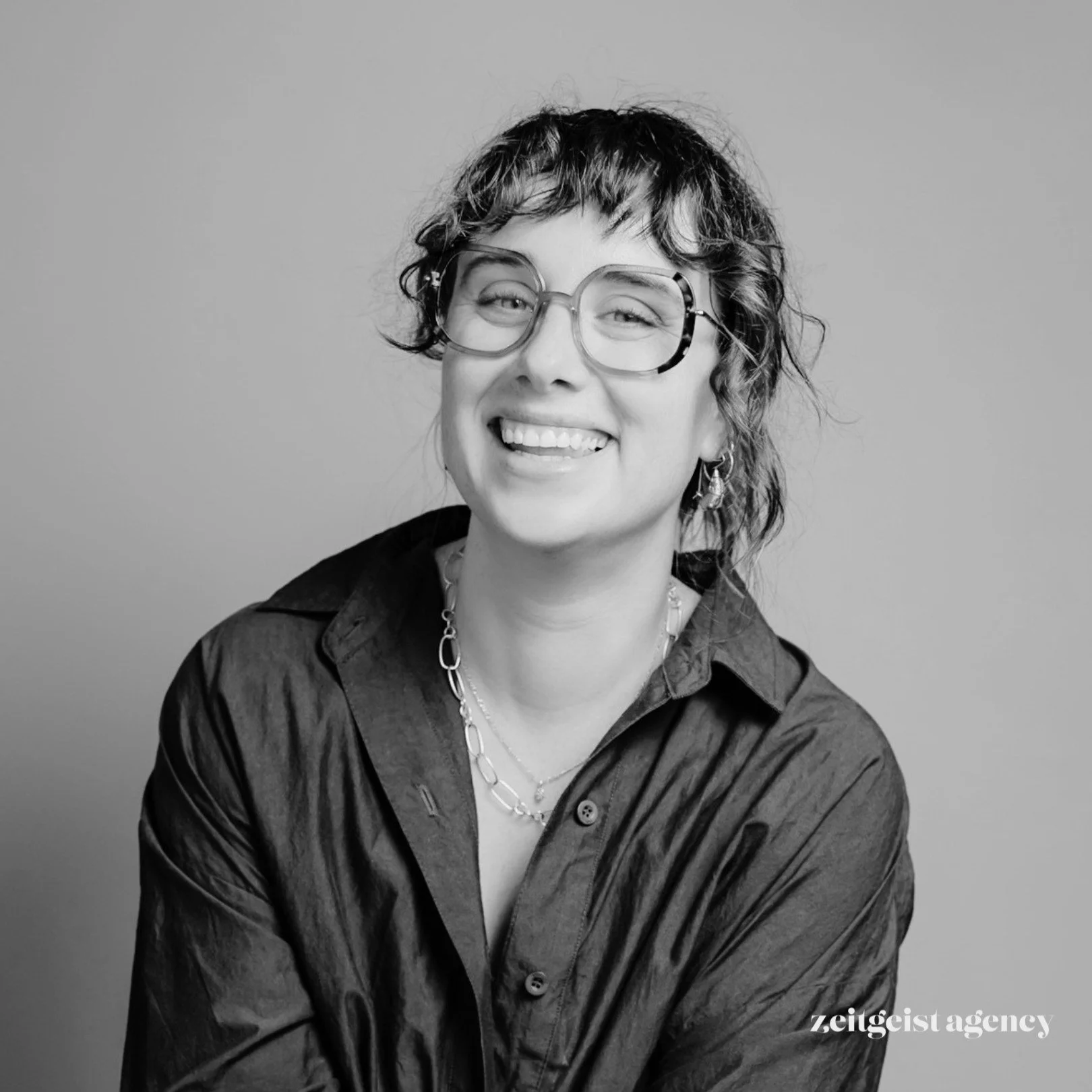 Client spotlight: Olivia O'Flynn

Olivia's (@oliviaoflynnauthor) first job was flattening boxes at her local bookshop. Since then, she's spent more than 10 years as a bookseller, produced erotic literary podcasts and penned award winning audio fictio